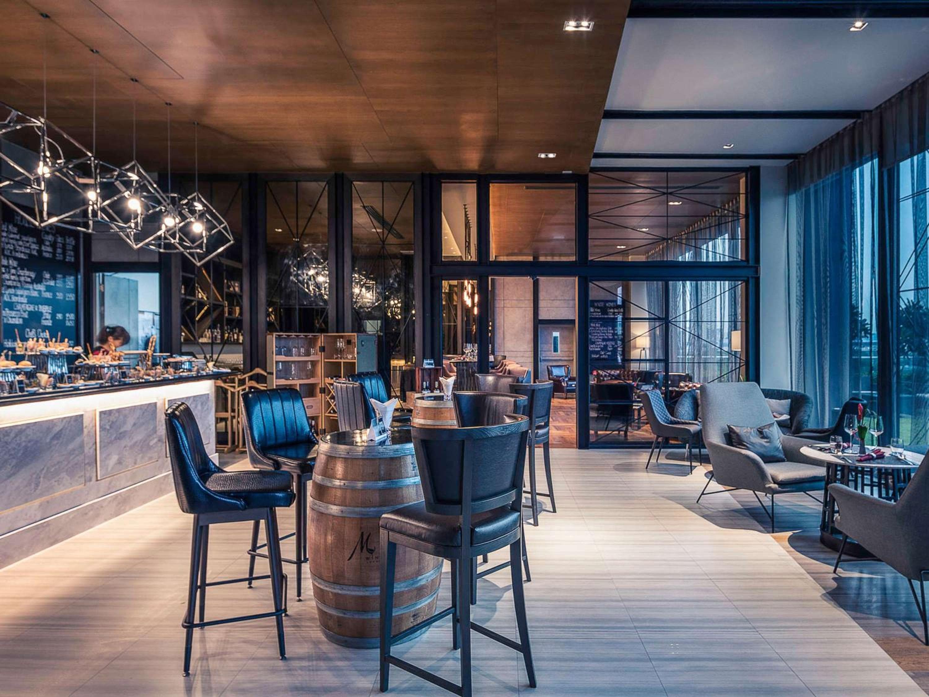 Mercure Bangkok Makkasan — 17