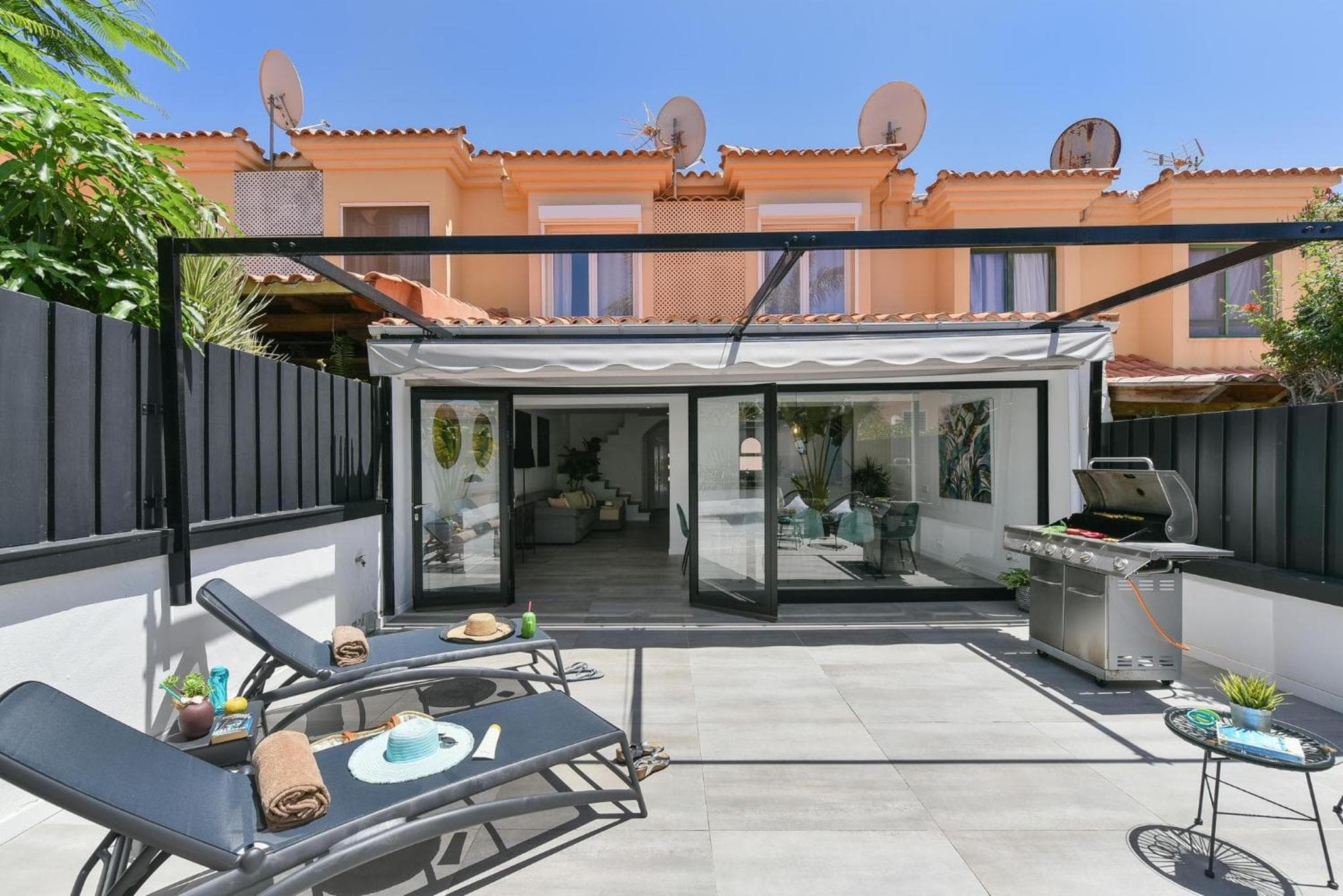 Duplex Los Tinos II 32 by VillaGranCanaria — 1