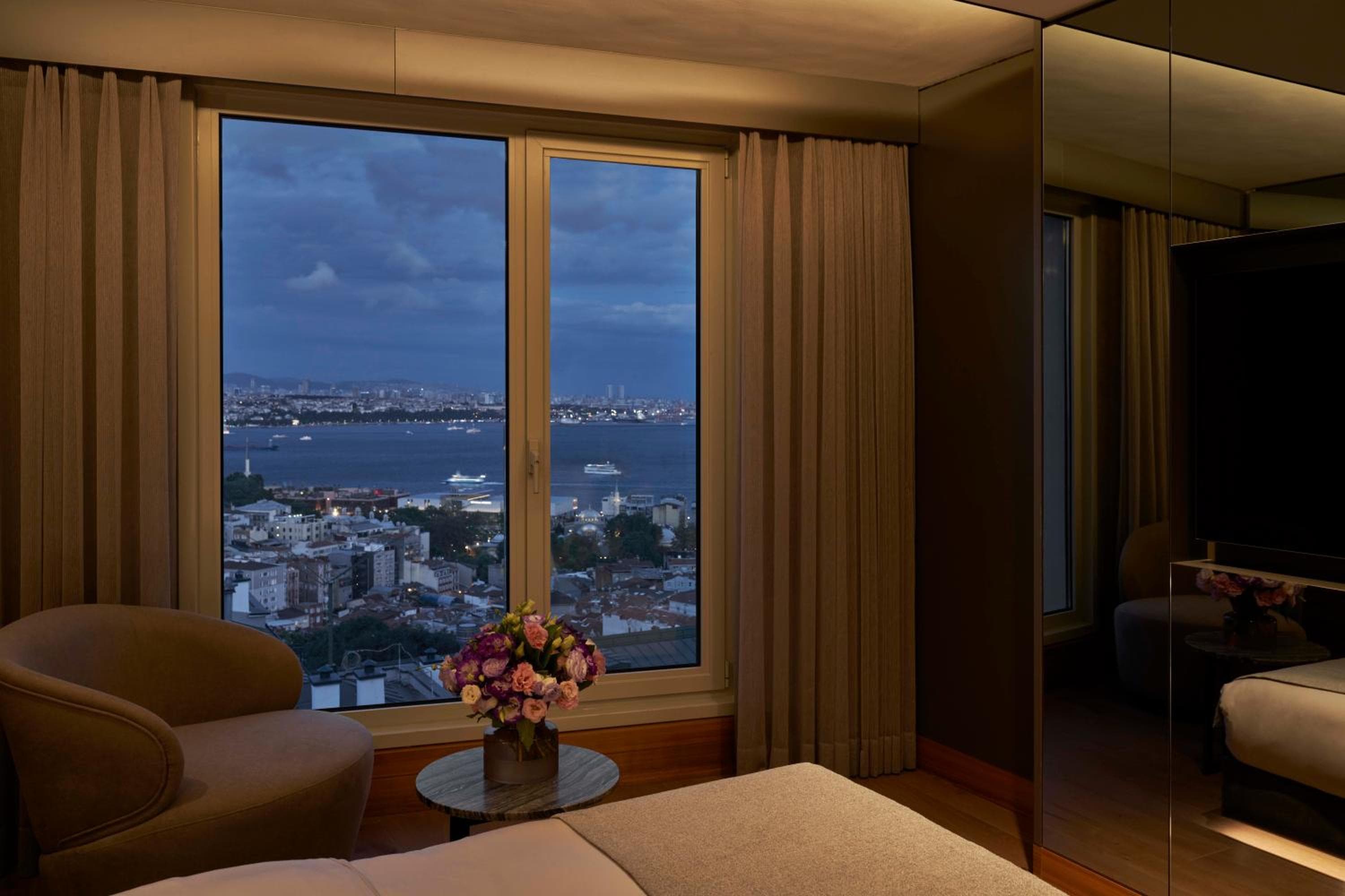 Richmond Istanbul — 24