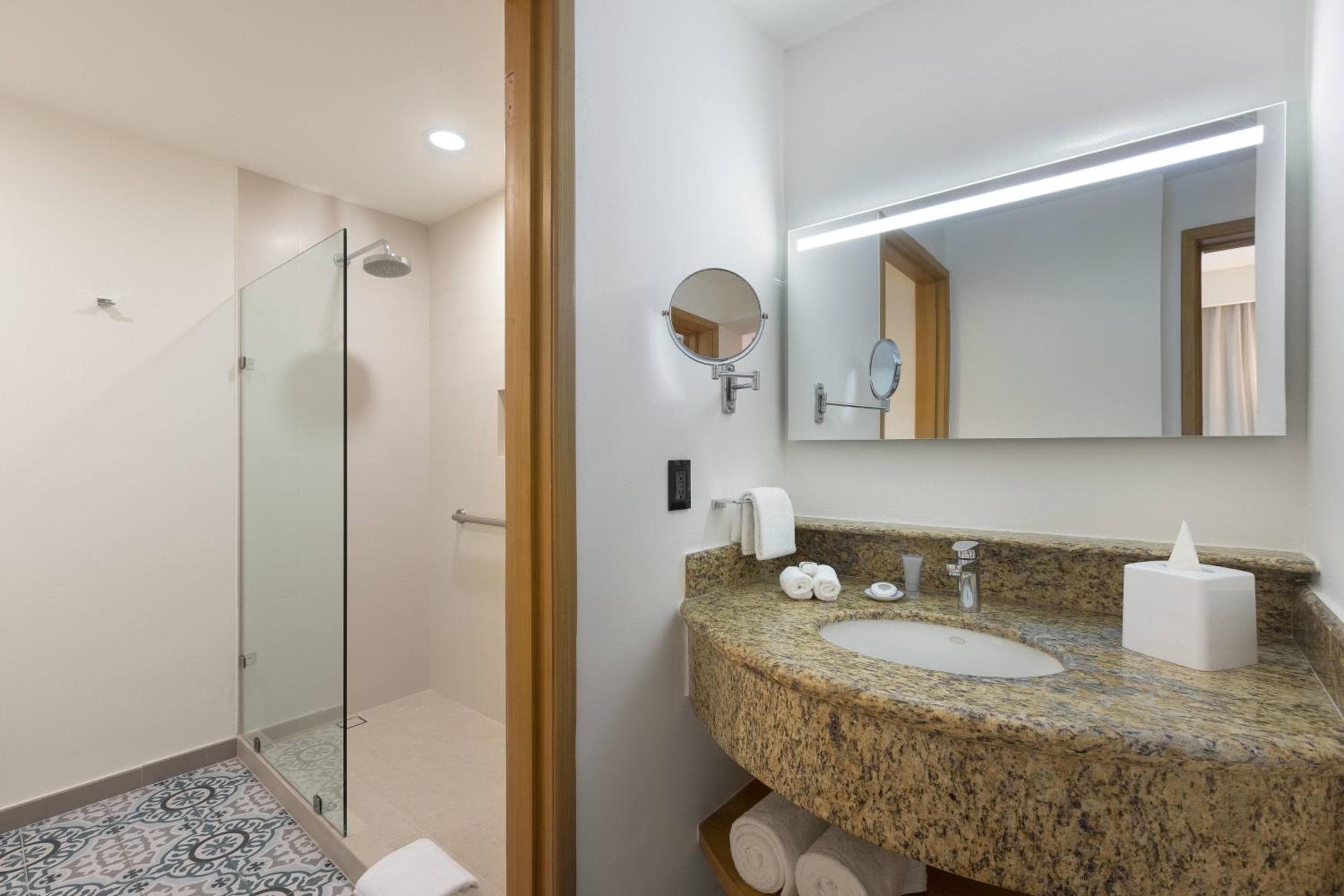 Courtyard by Marriott Cancún Aeropuerto — 20