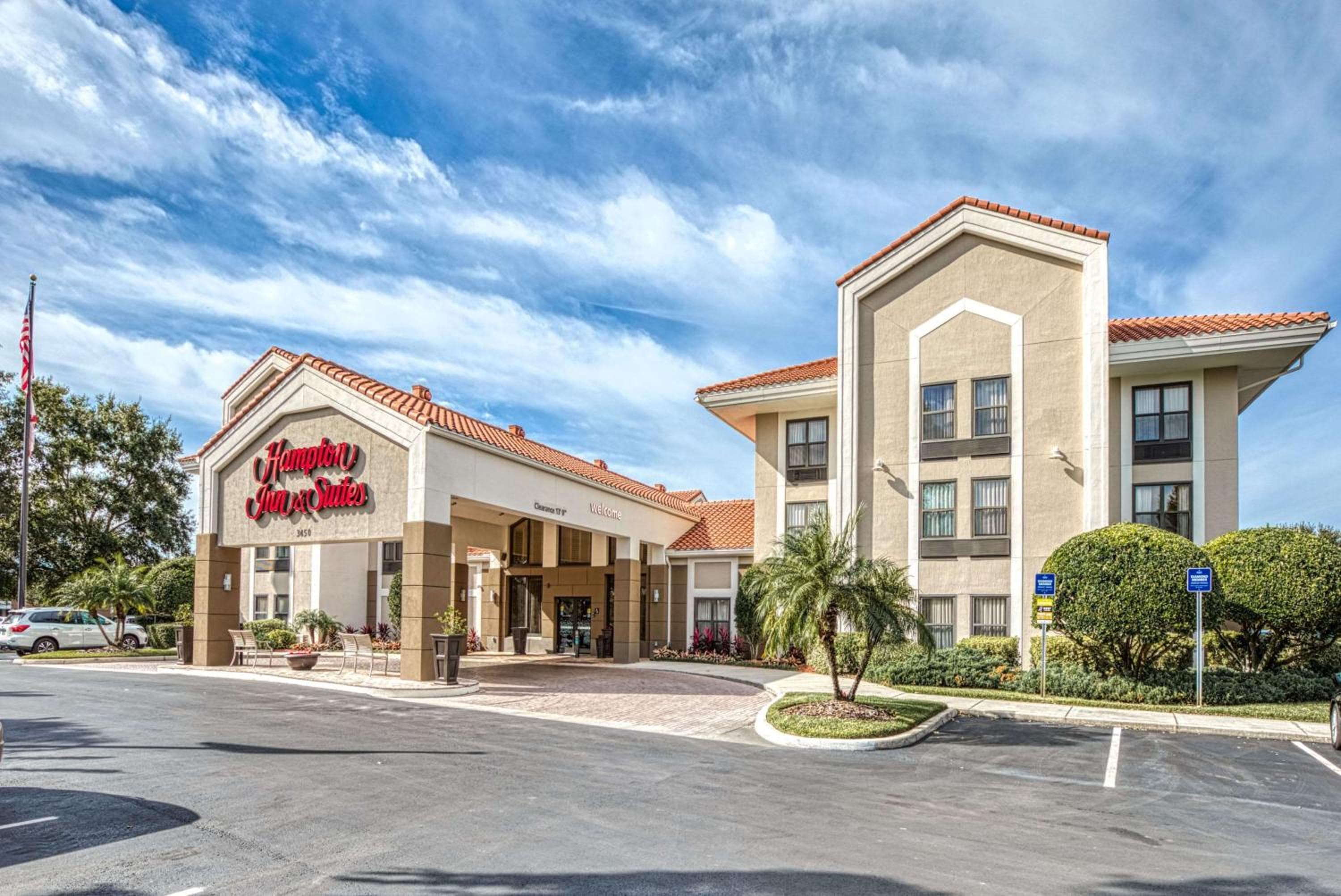 Hampton Inn & Suites Orlando-Est UCF — 2
