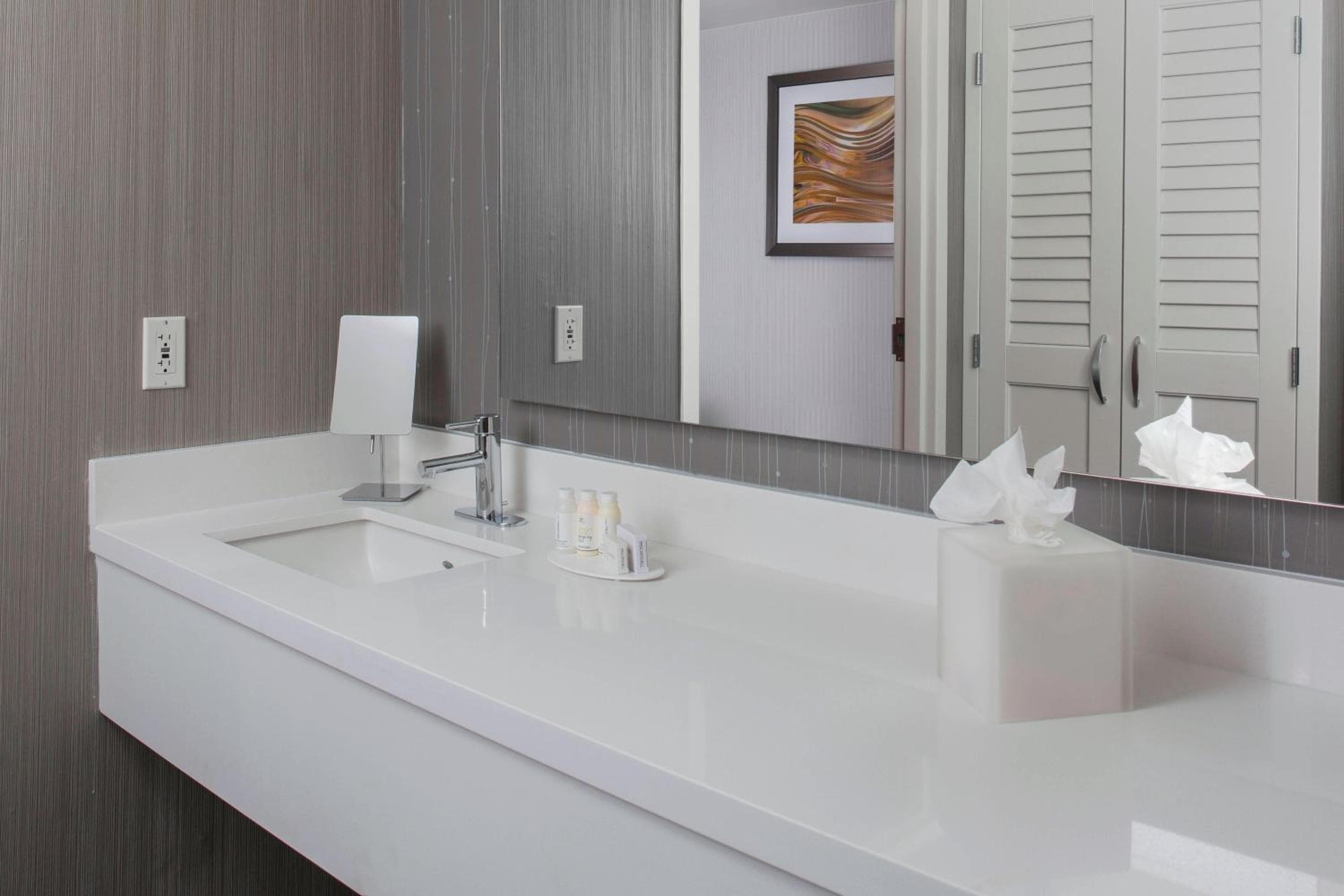 Courtyard by Marriott Orlando Lake Buena Vista en el Marriott Village — 21