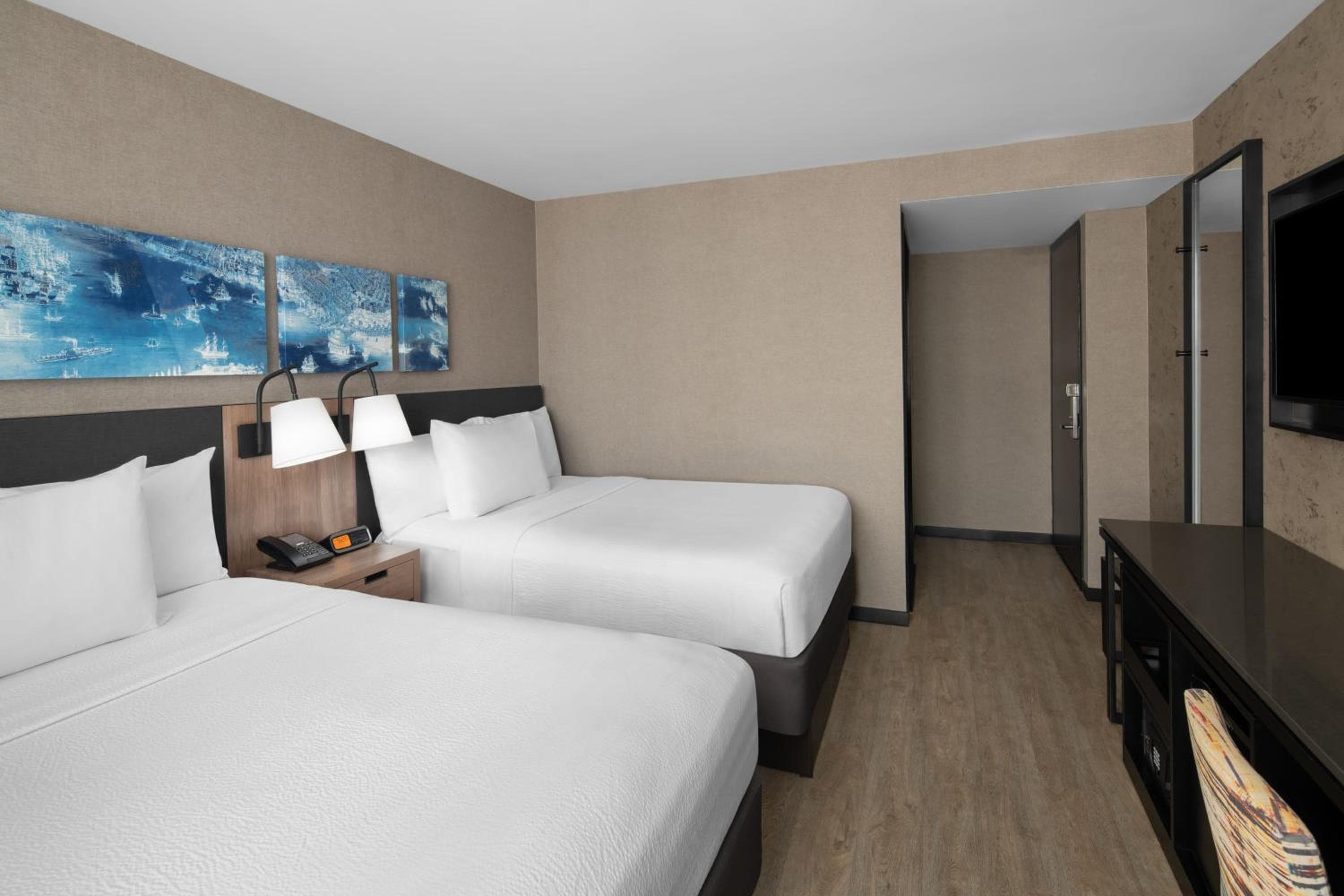 Courtyard by Marriott New York World Trade Center Area — 12