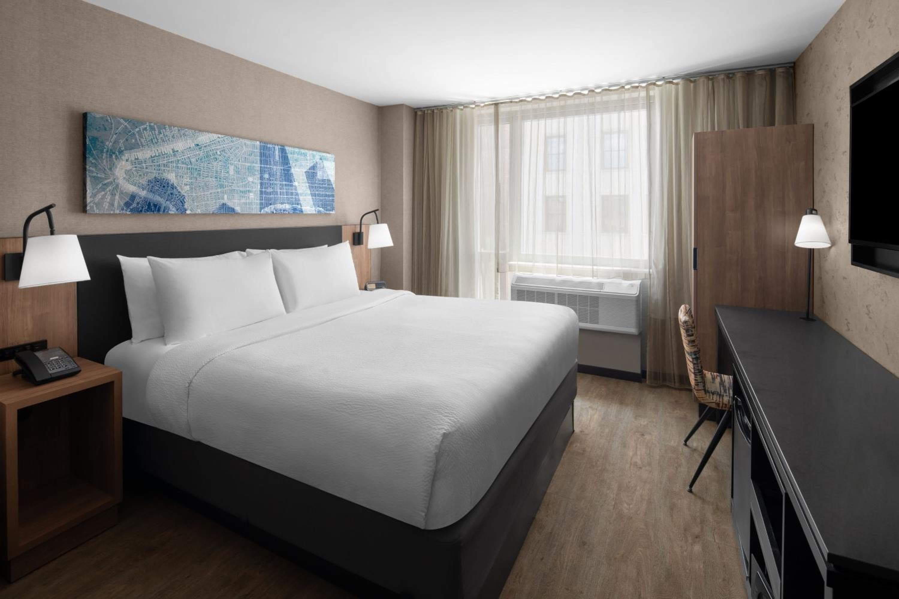 Courtyard by Marriott New York World Trade Center Area — 14