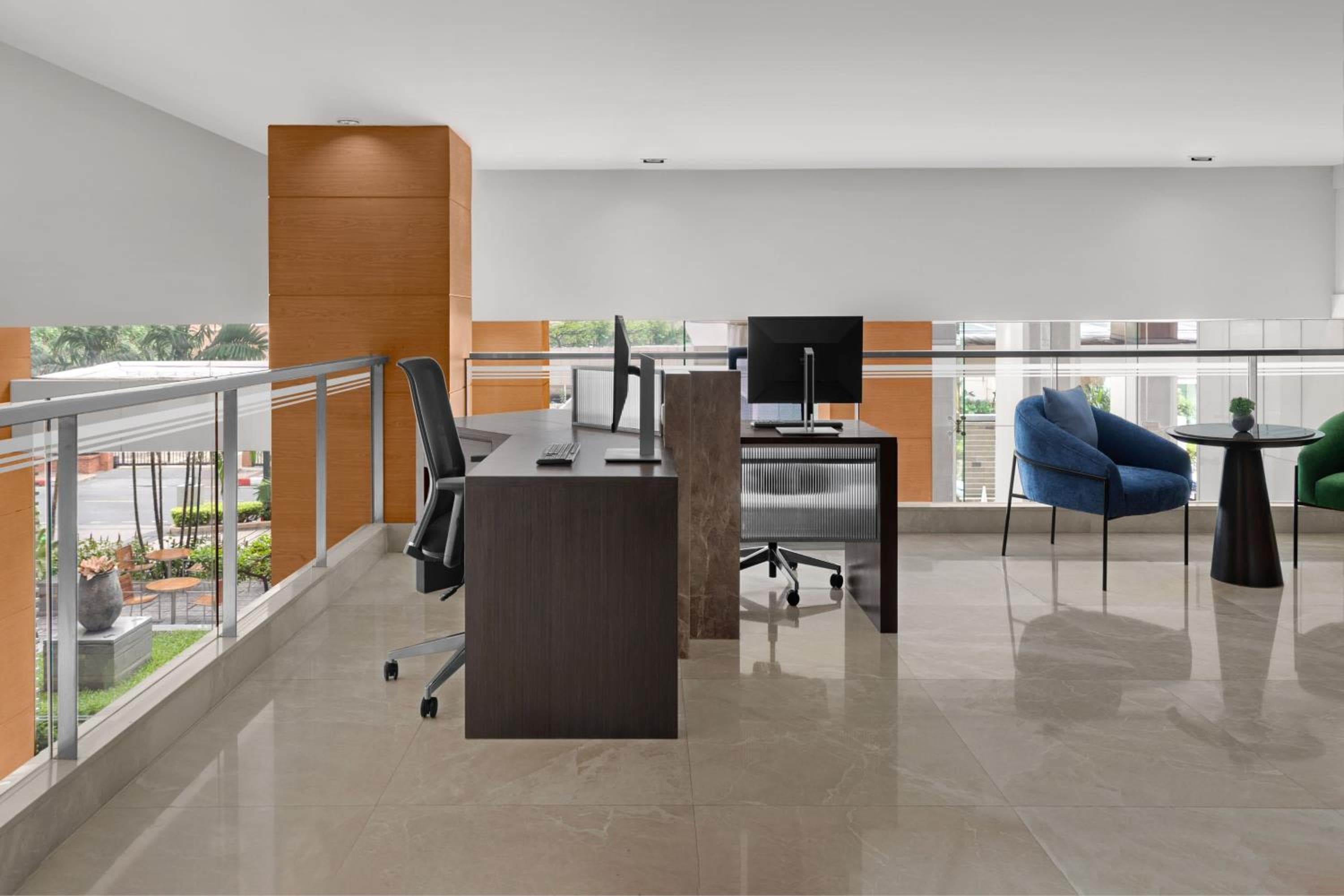 Courtyard by Marriott Bangkok — 10