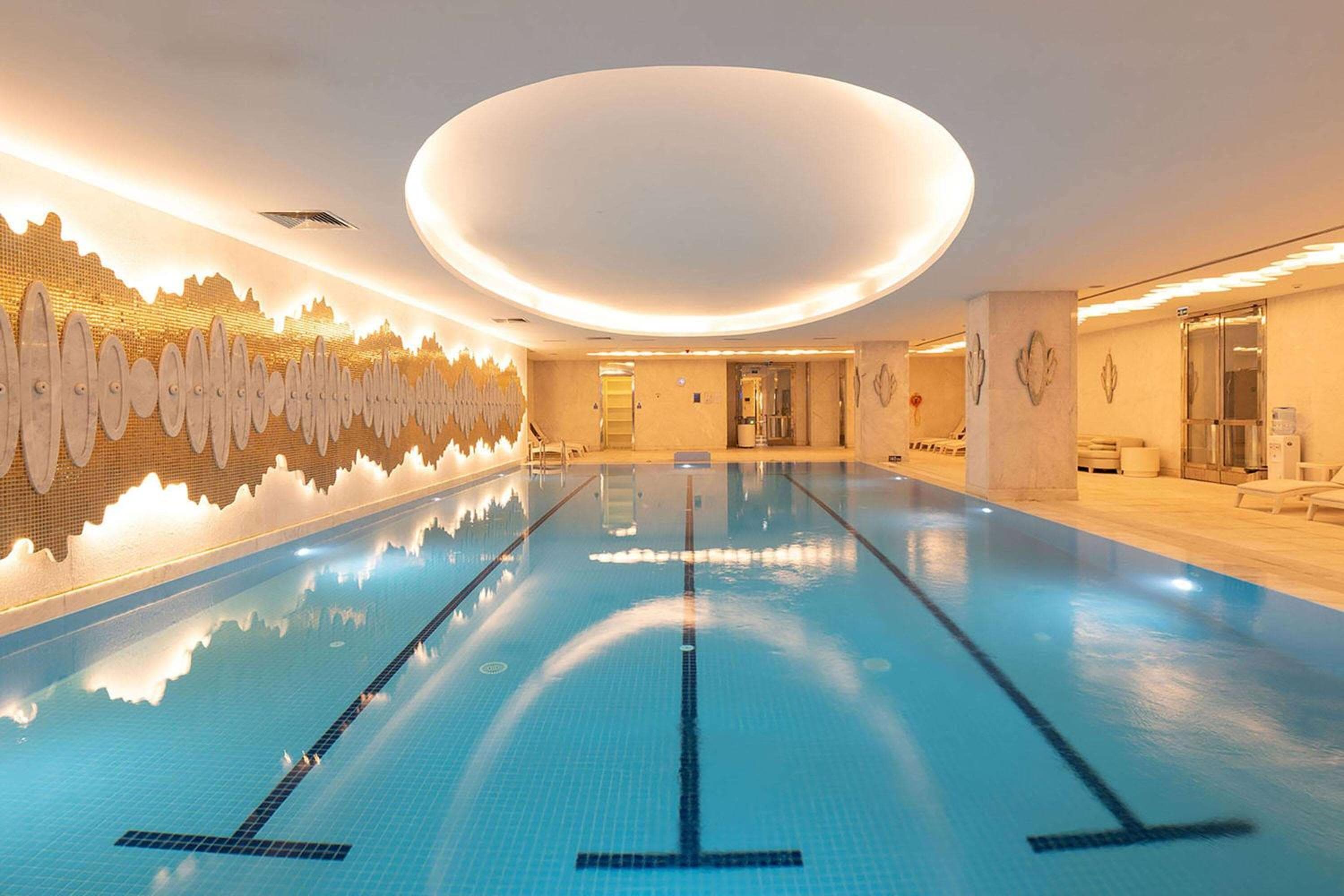 Wyndham Grand Istanbul Kalamış Marina Hotel — 6