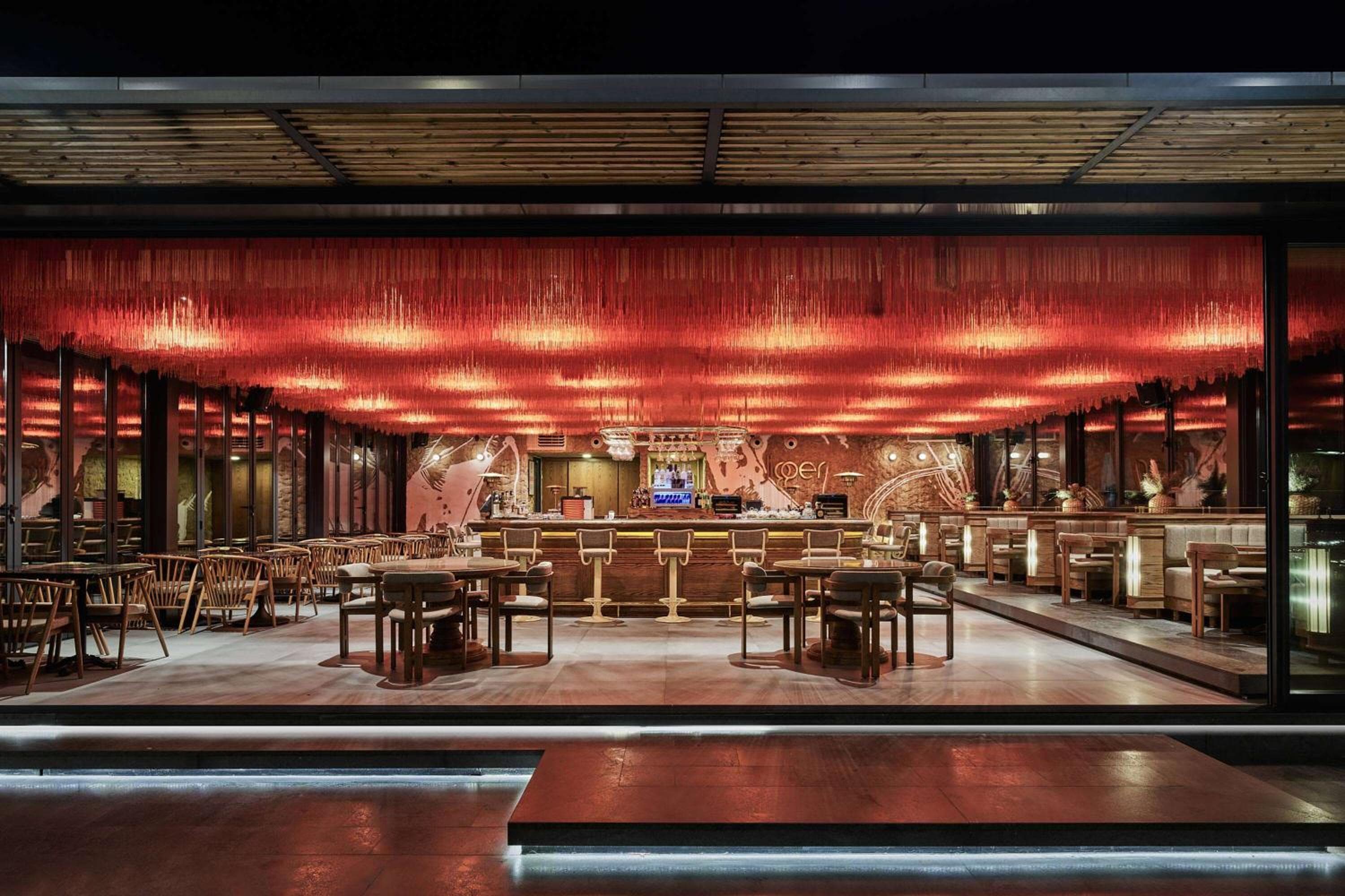 Wyndham Grand Istanbul Kalamış Marina Hotel — 18