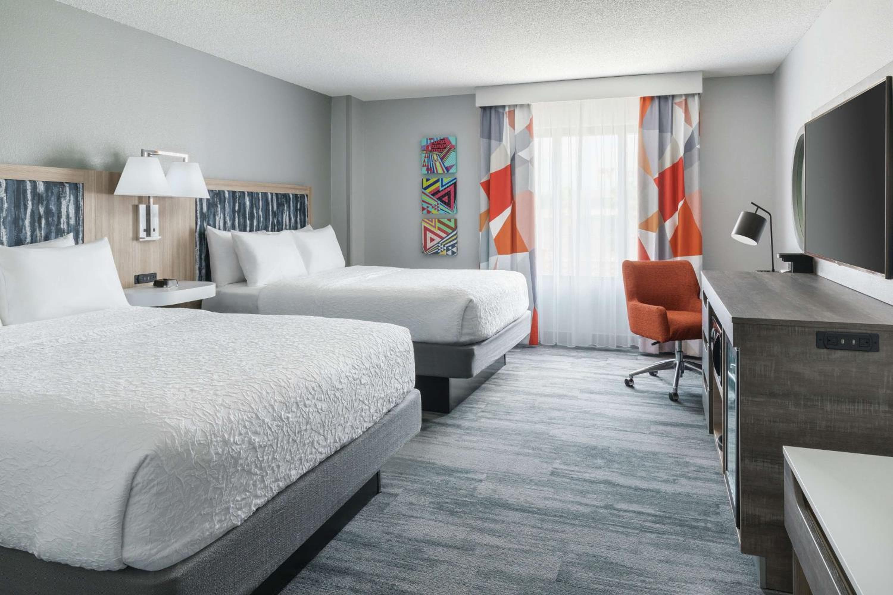 Hampton Inn & Suites Tampa Ybor City Downtown — 25
