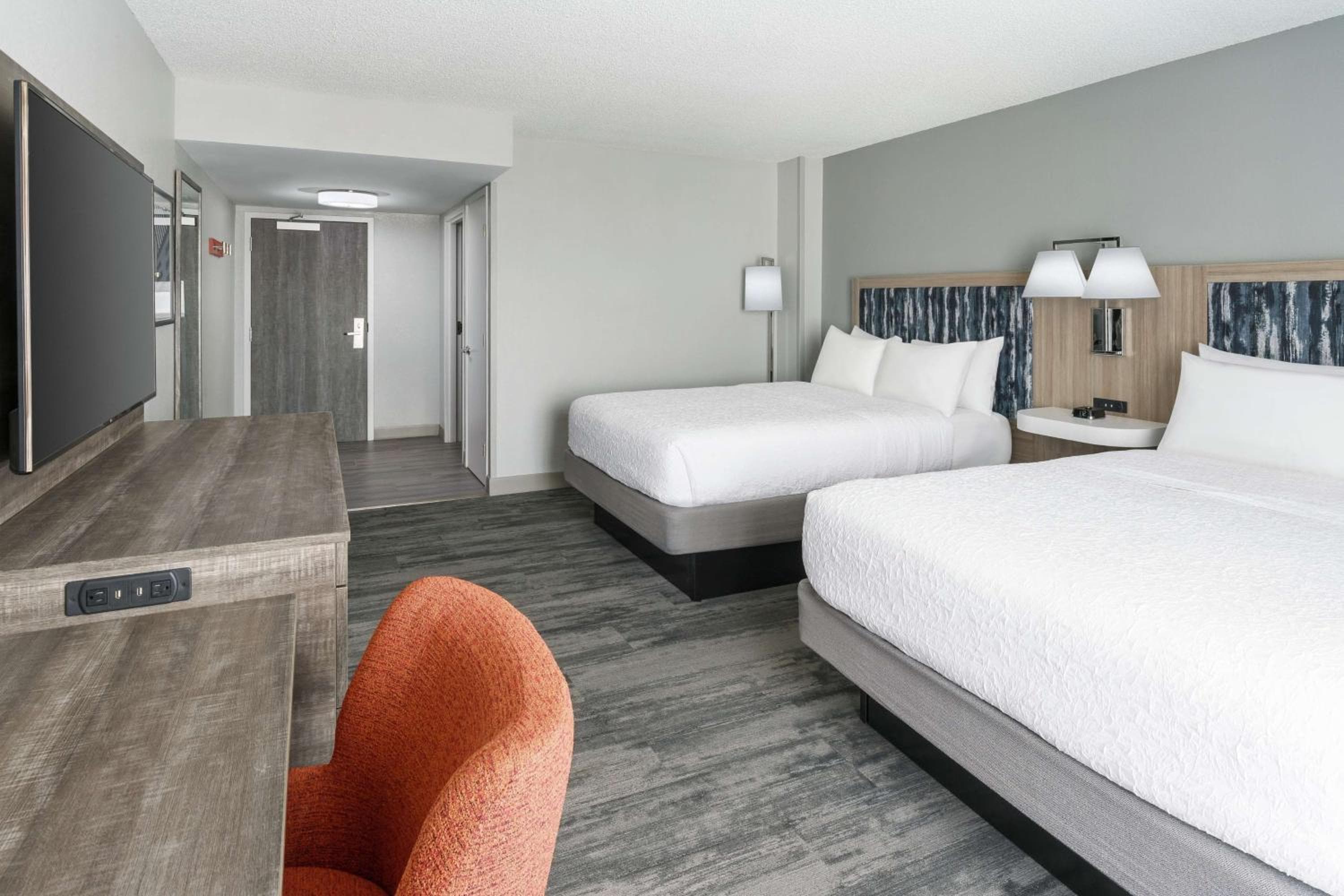 Hampton Inn & Suites Tampa Ybor City Downtown — 28