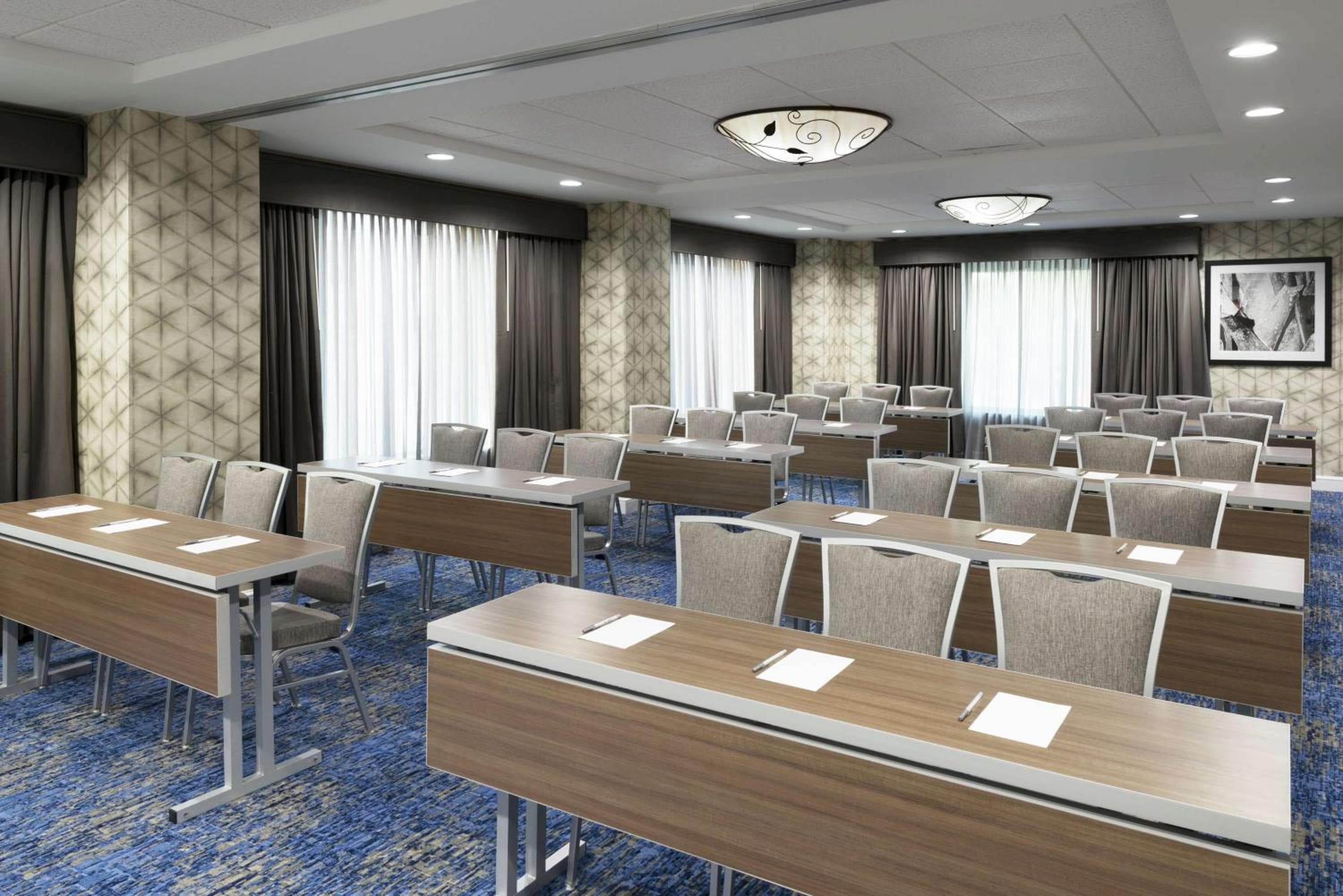 Hampton Inn & Suites Tampa Ybor City Downtown — 14