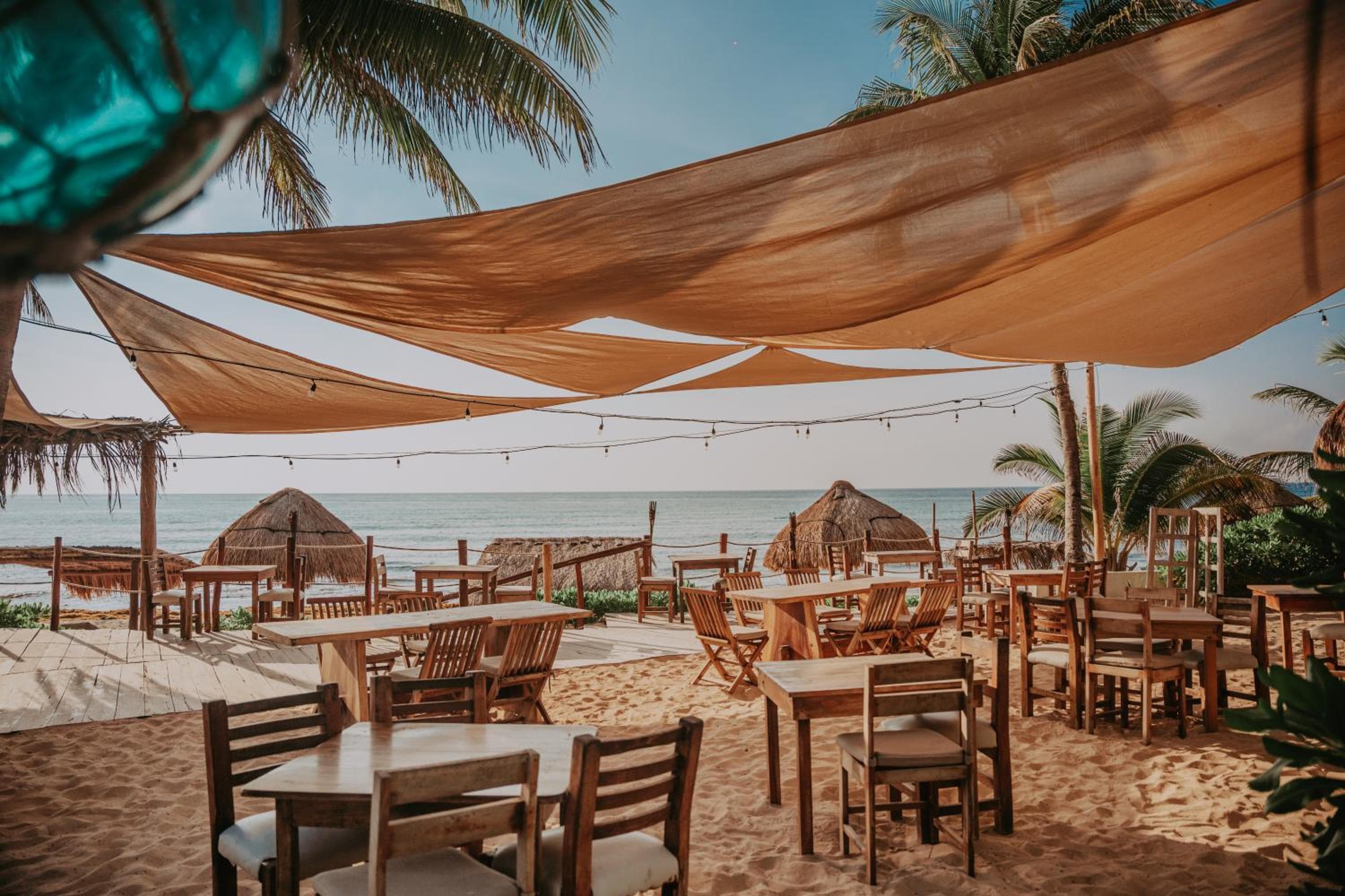 Petit Lafitte Beach Front Hotel & Bungalows — 15