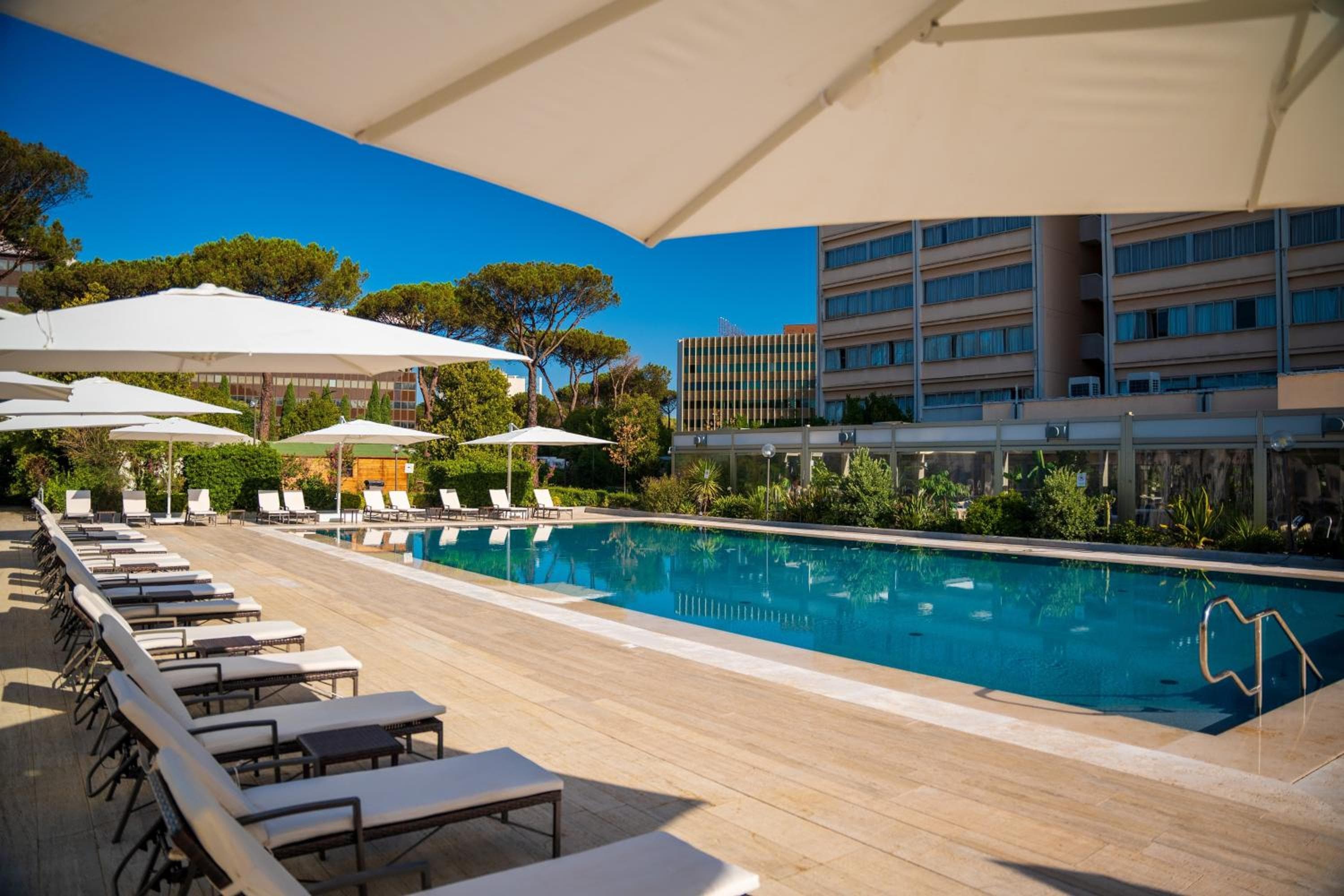 Holiday Inn Rome - Eur Parco Dei Medici by IHG — 3