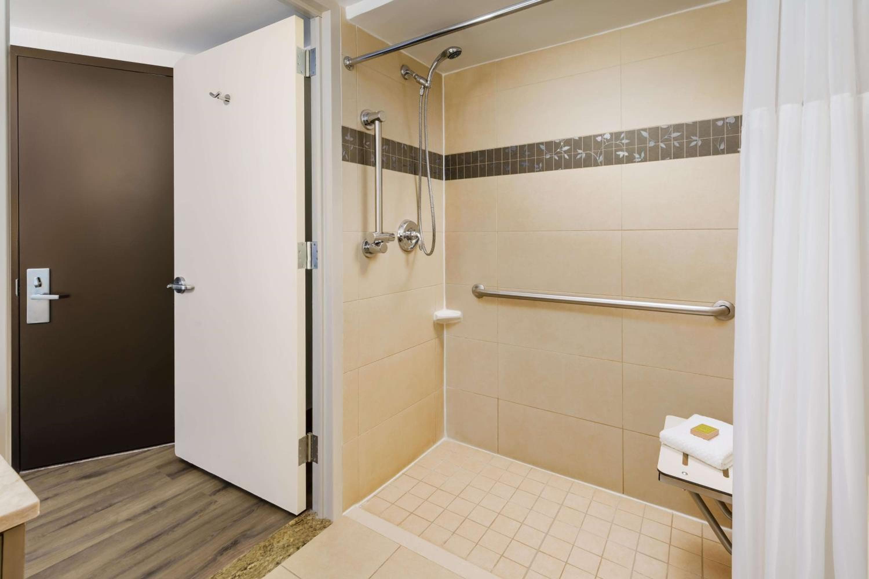 DoubleTree by Hilton Hotel New York City - Chelsea — 21
