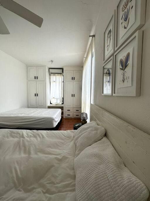 Authentic Loft Retreat Steps from Beach & Culture — 8