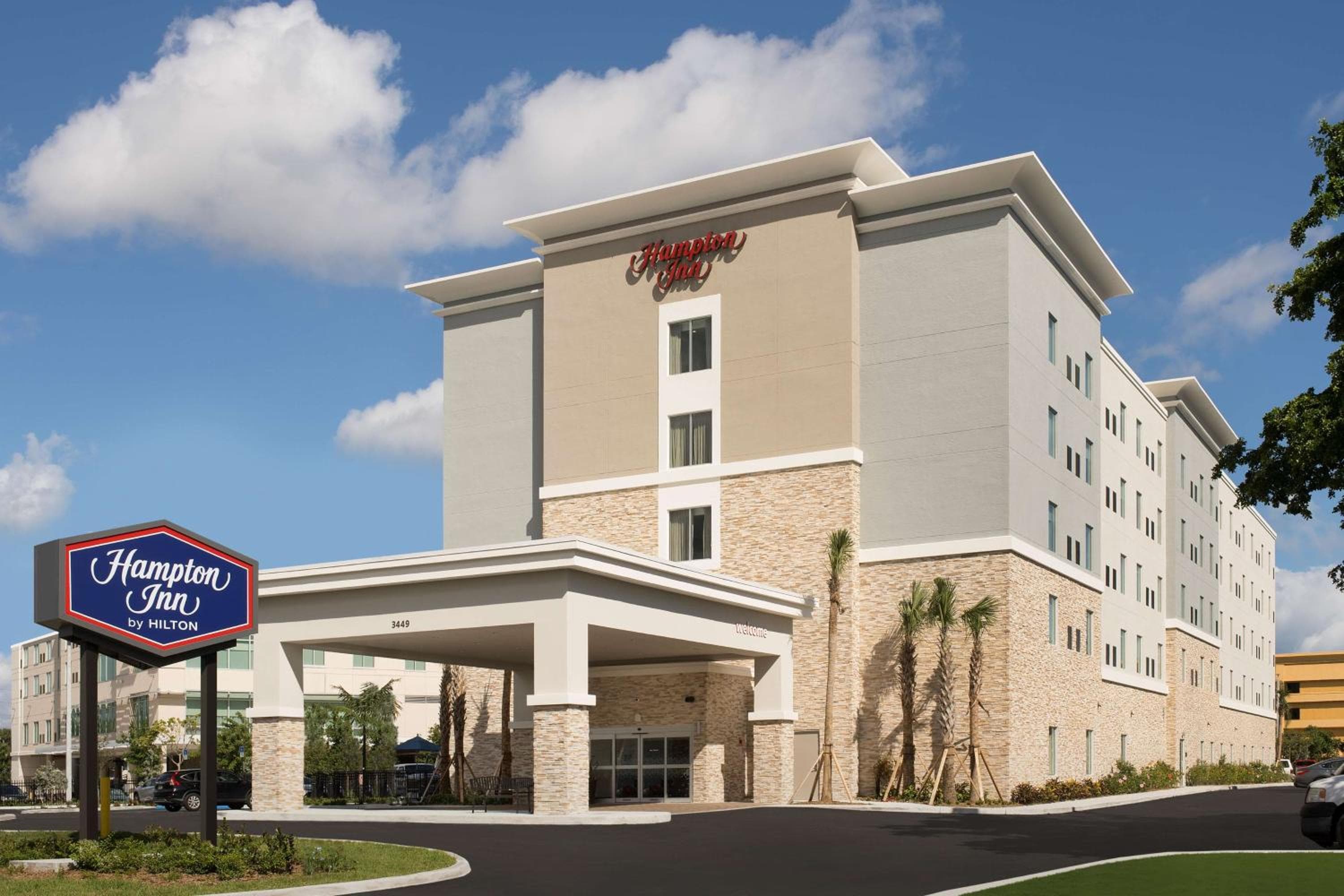 Hampton Inn Miami Airport East — 2
