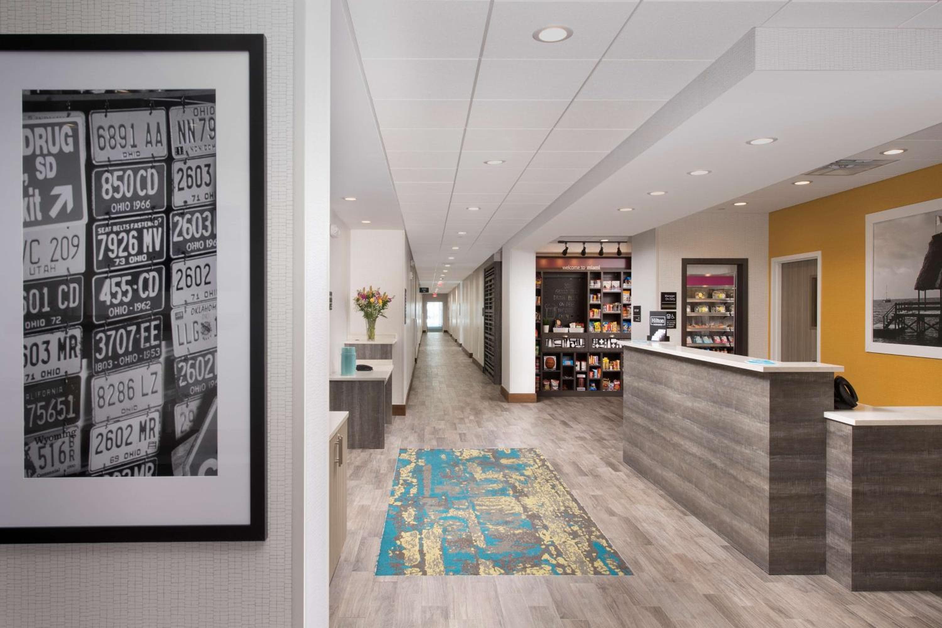 Hampton Inn Miami Airport East — 3