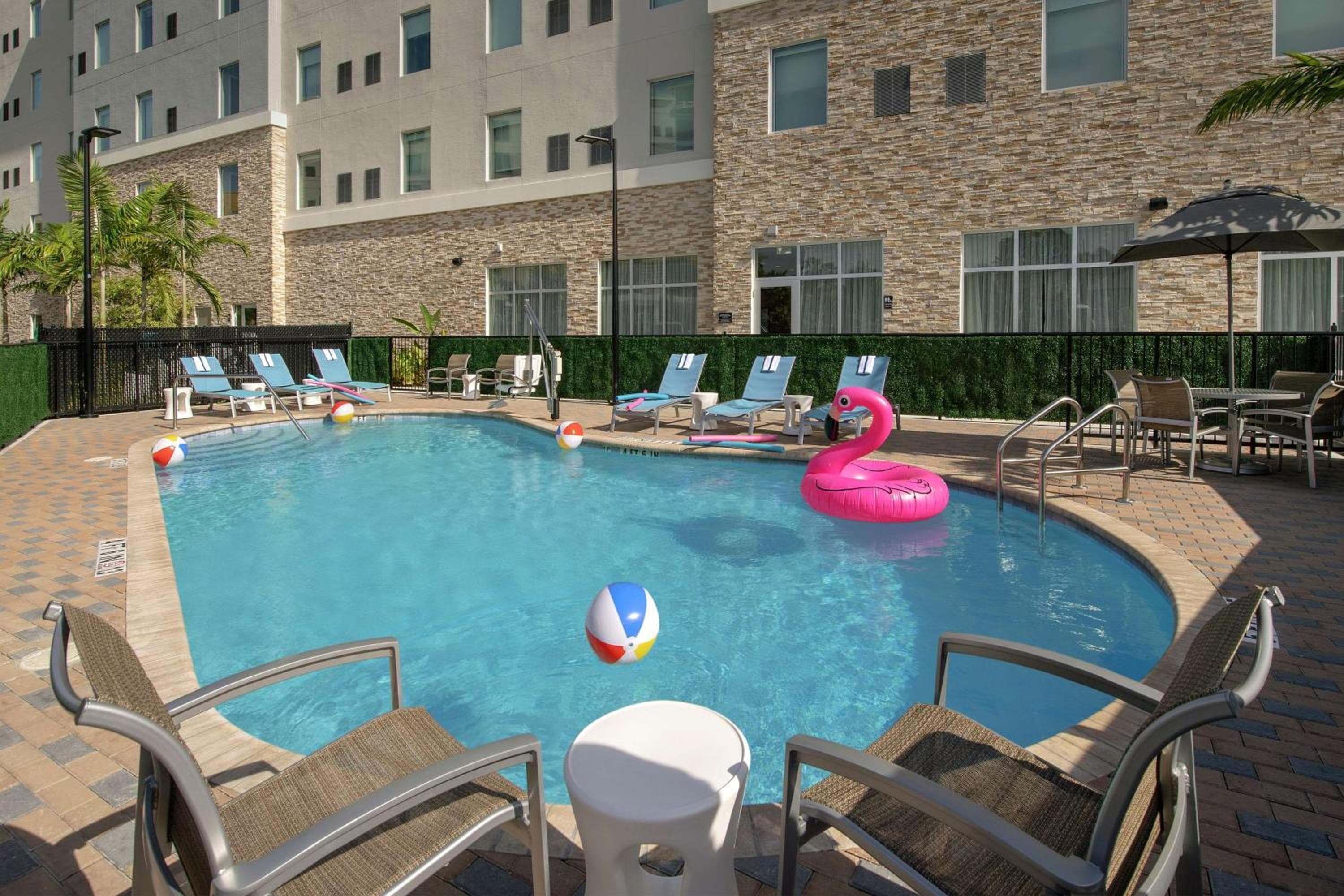 Hampton Inn Miami Airport East — 6
