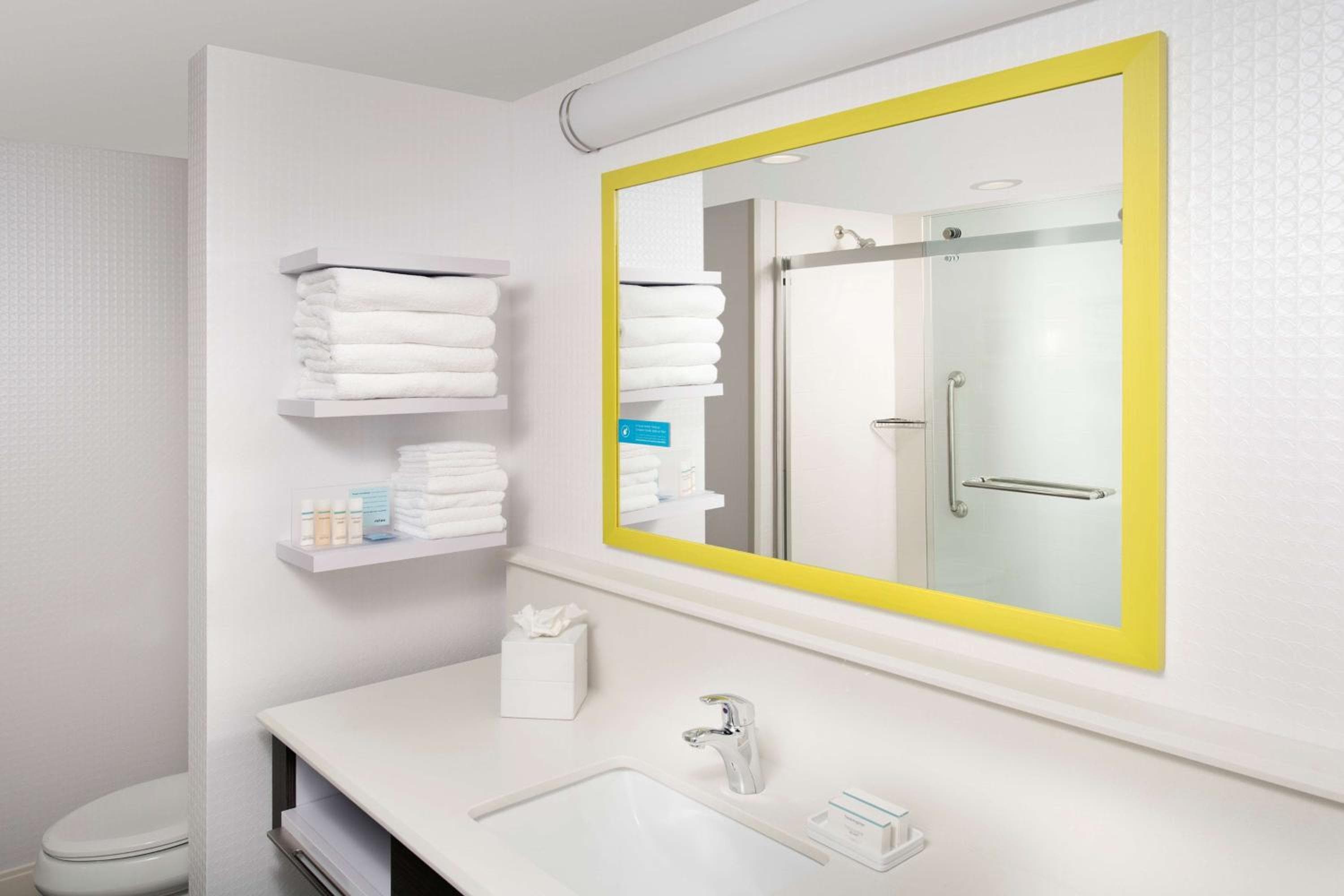 Hampton Inn Miami Airport East — 18