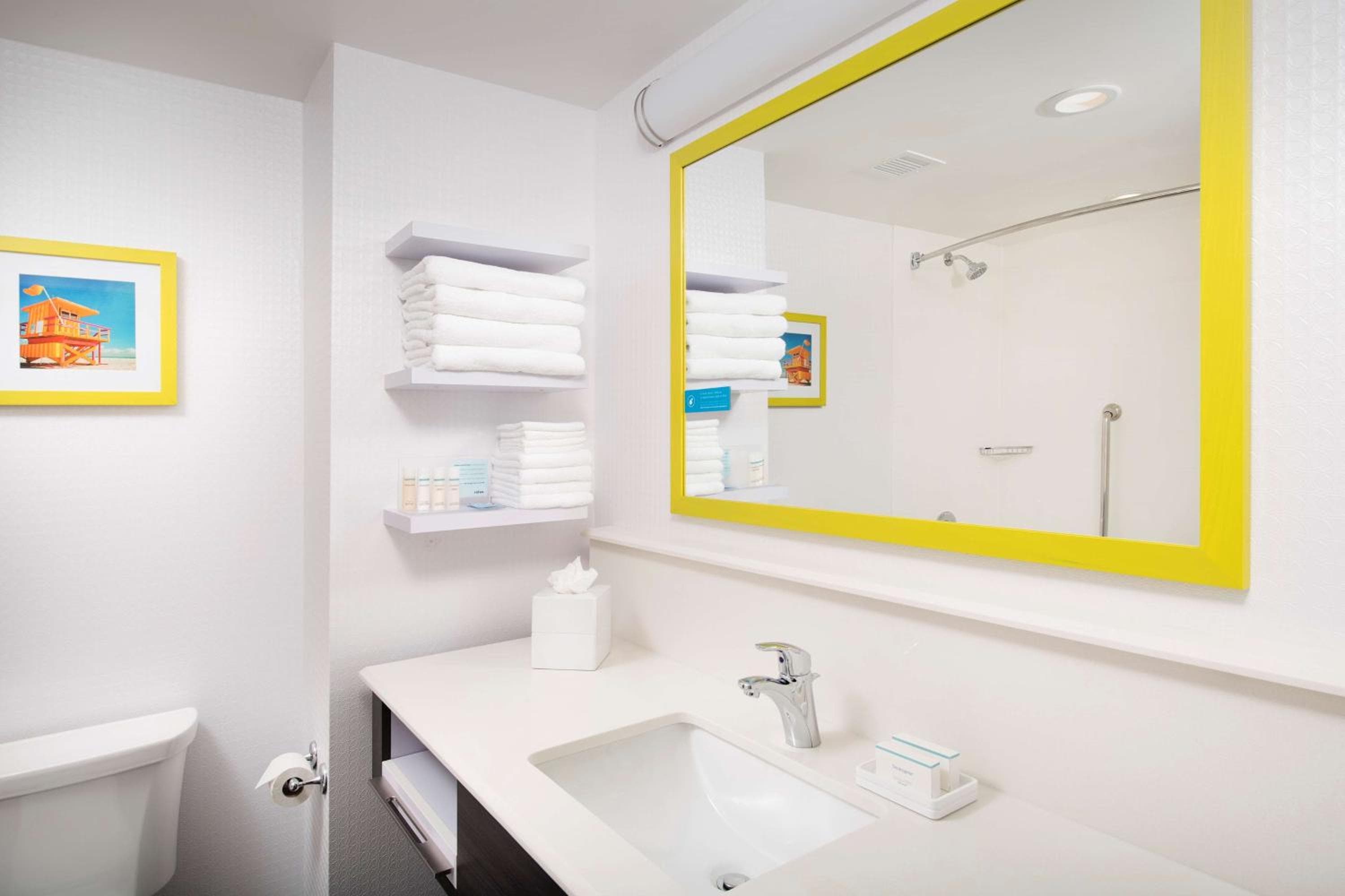 Hampton Inn Miami Airport East — 22