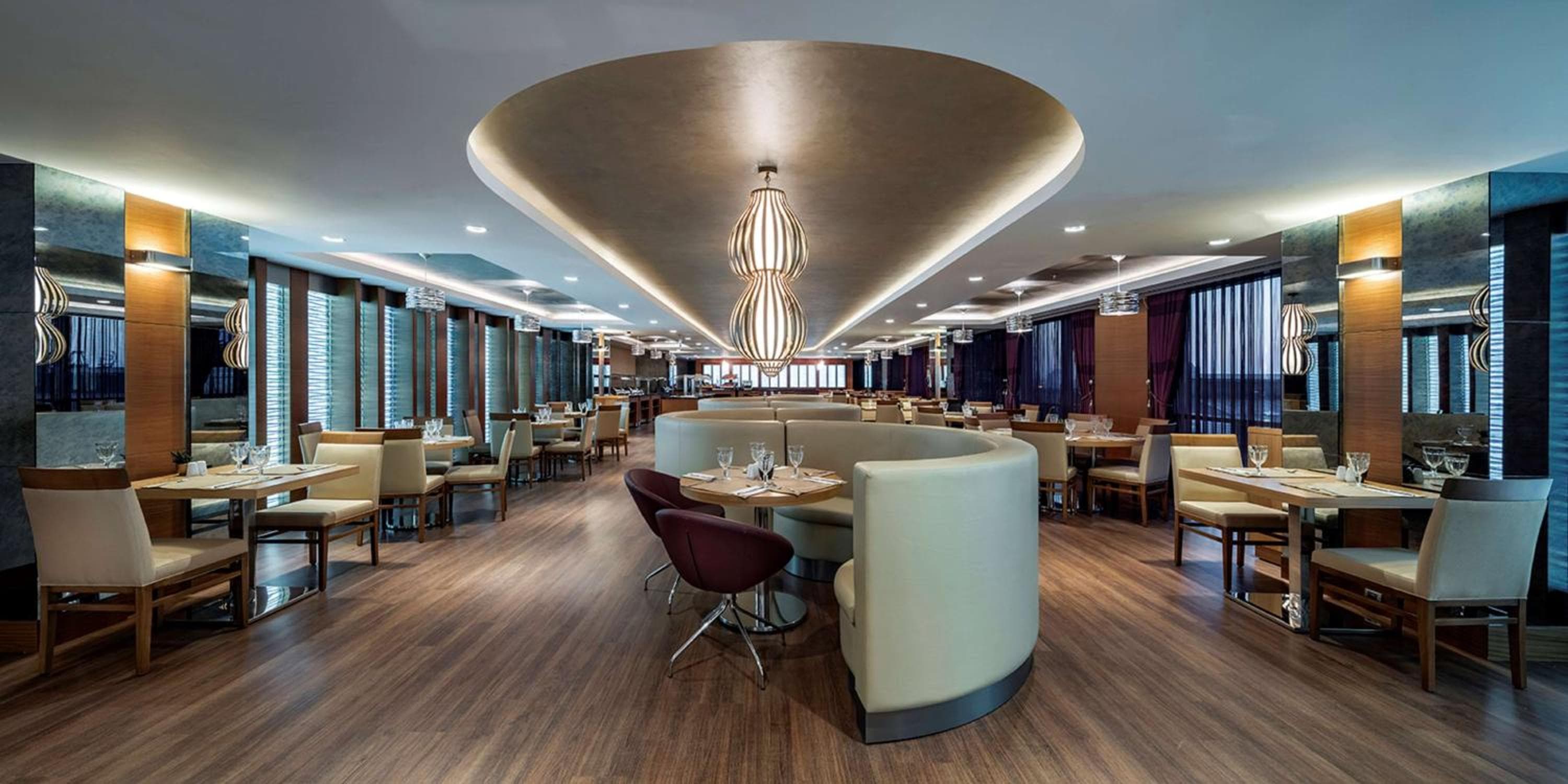 Doubletree By Hilton Istanbul Topkapi — 4