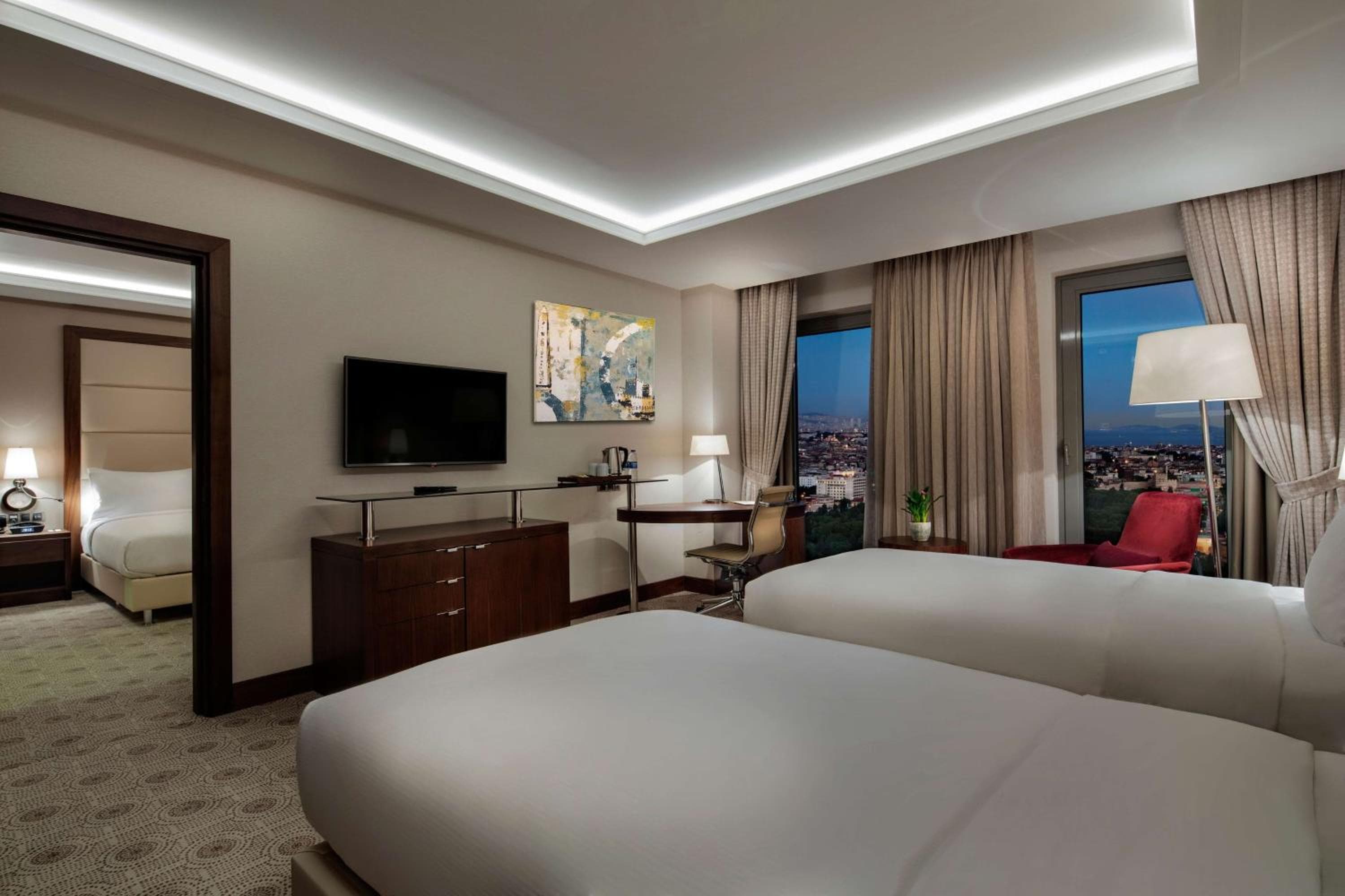 Doubletree By Hilton Istanbul Topkapi — 15