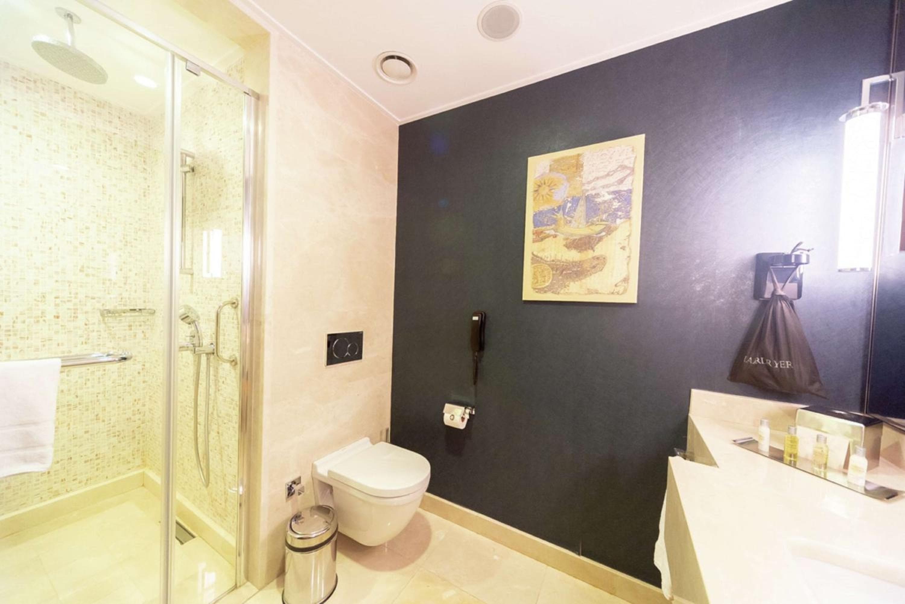 Doubletree By Hilton Istanbul Topkapi — 27