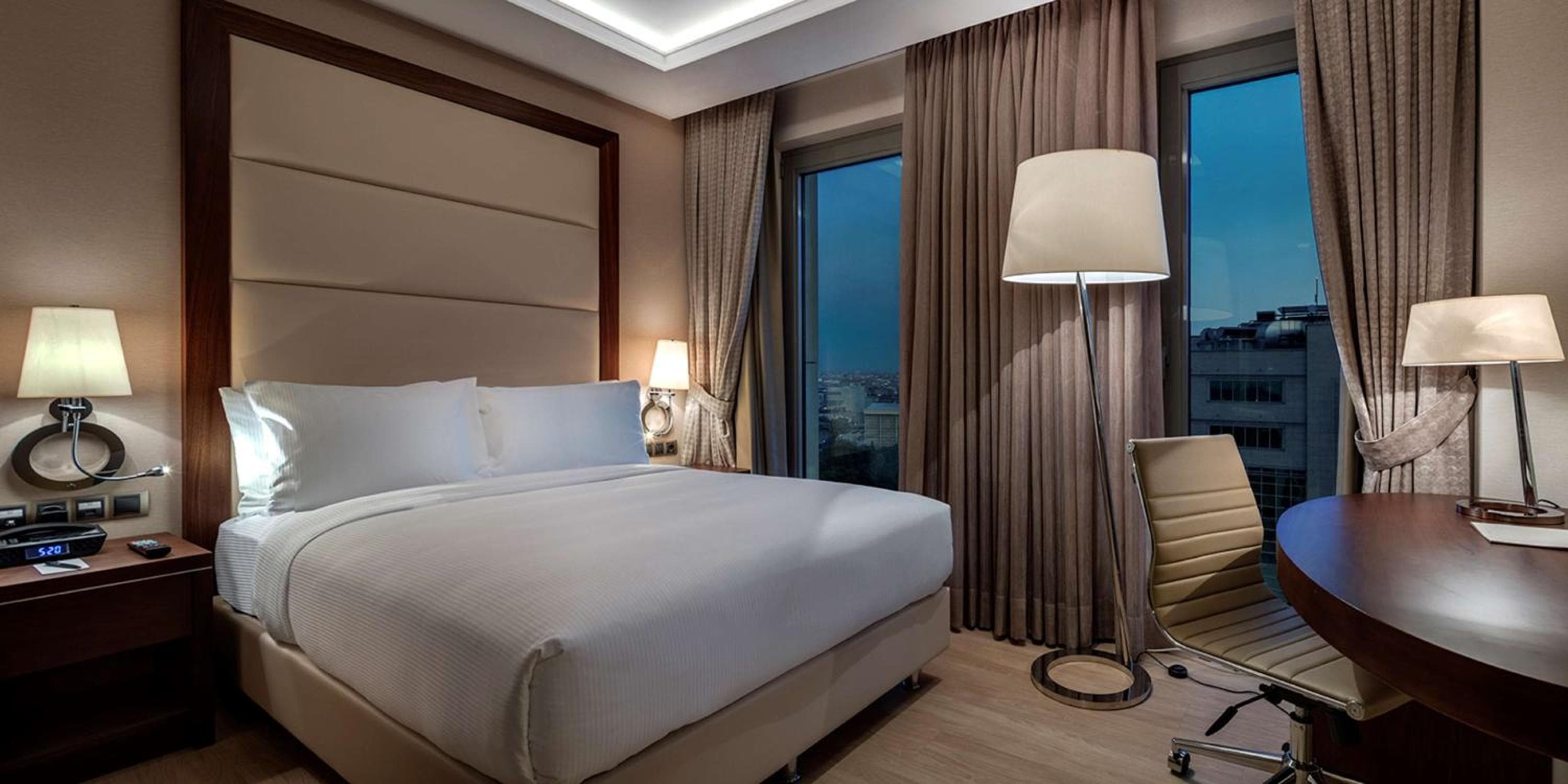 Doubletree By Hilton Istanbul Topkapi — 18