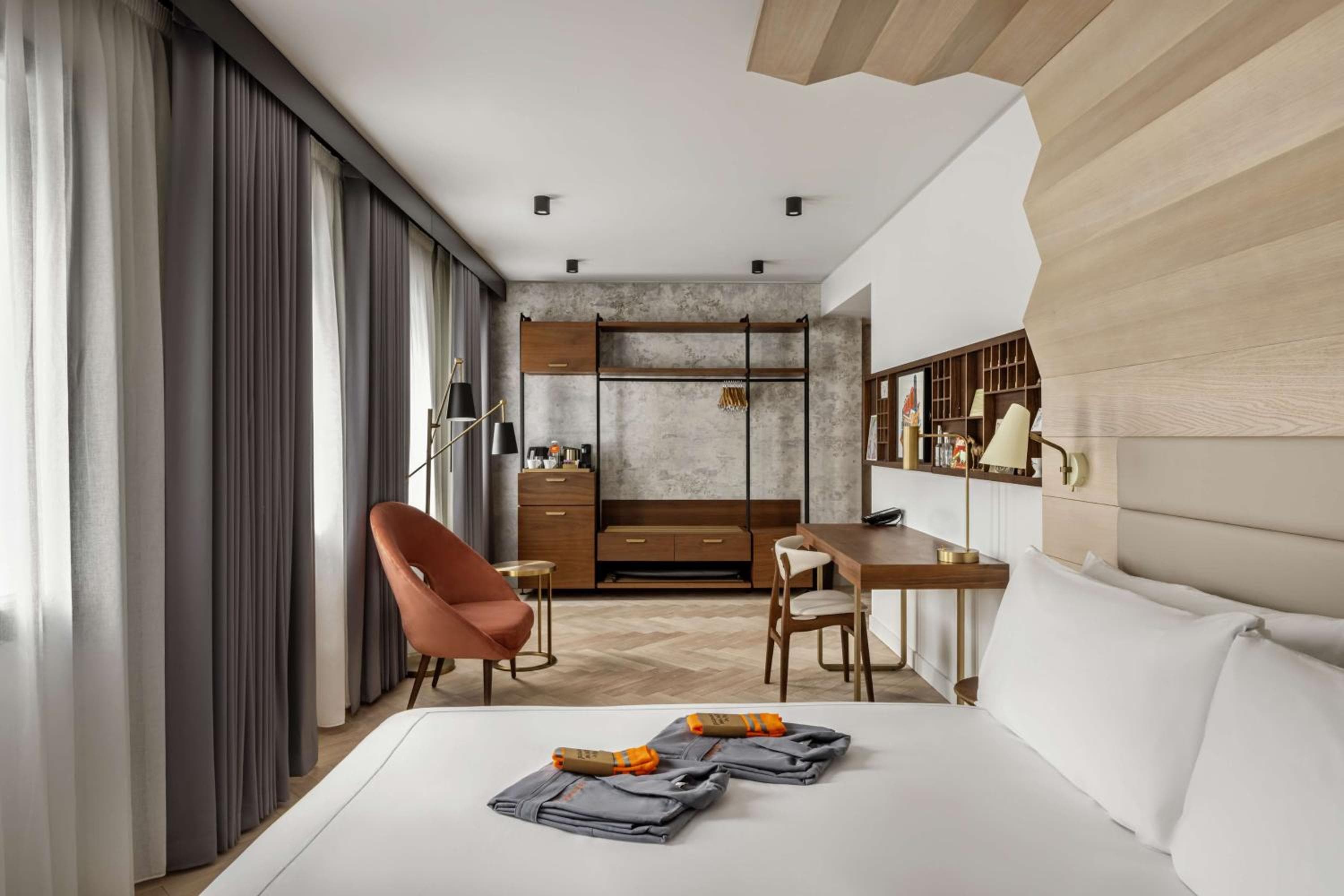 Canopy by Hilton London City — 27