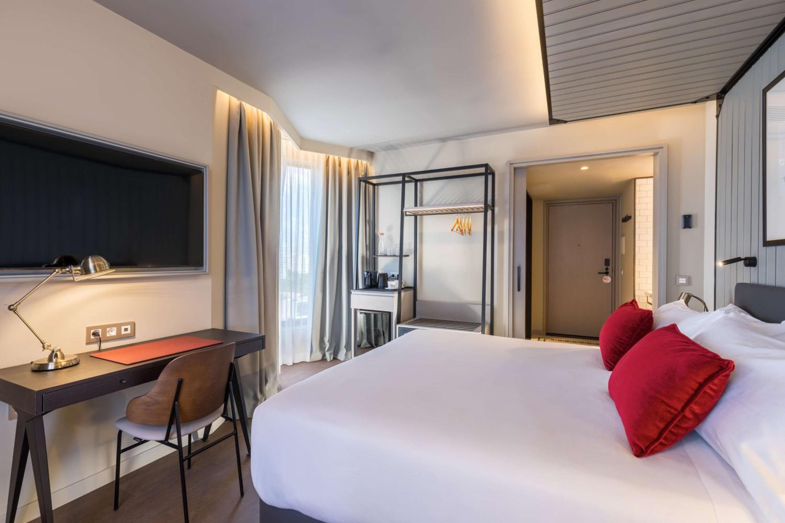 Canopy by Hilton Madrid Castellana — 5