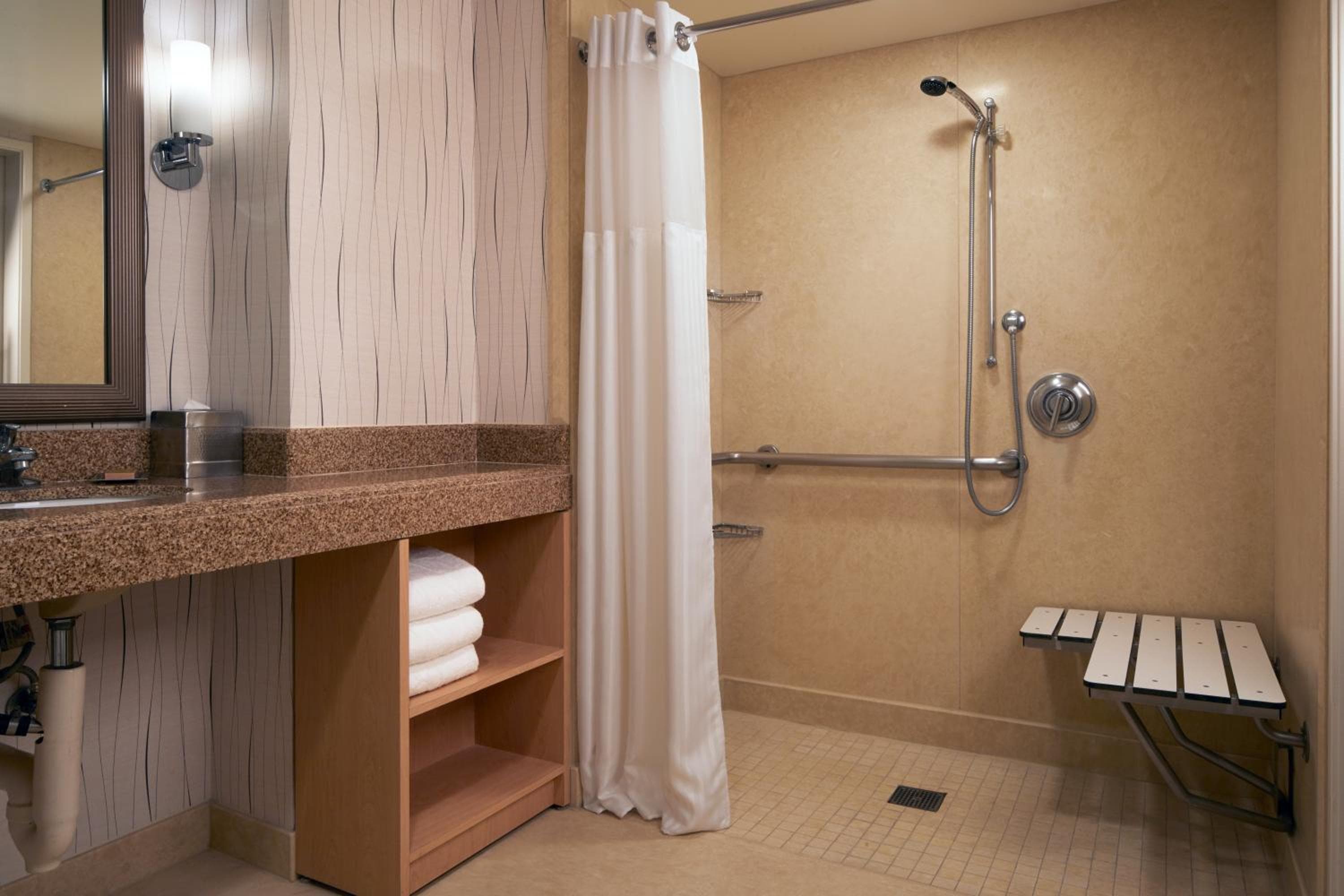 Hilton Los Angeles Airport — 17