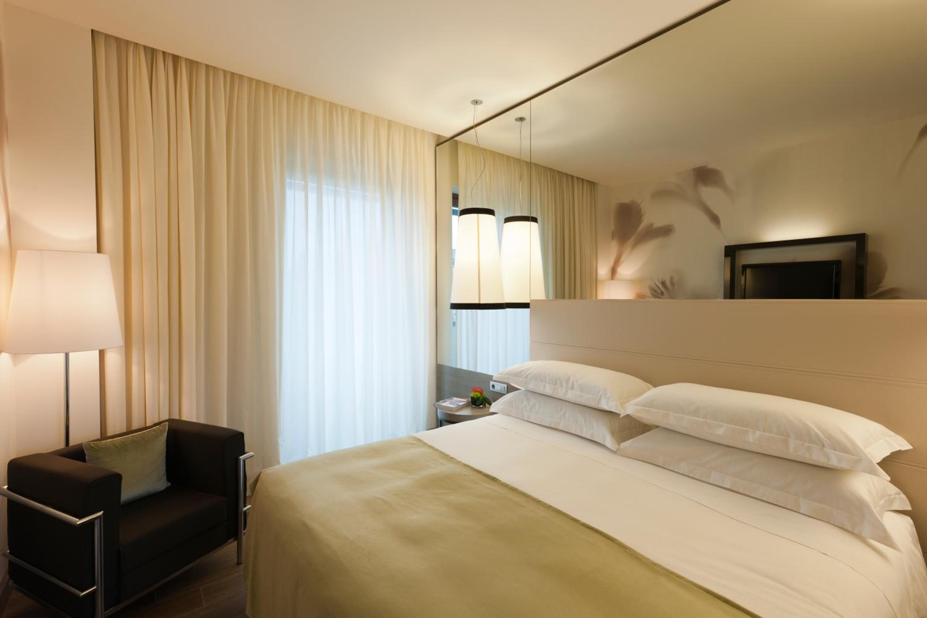 Starhotels Eco — 30