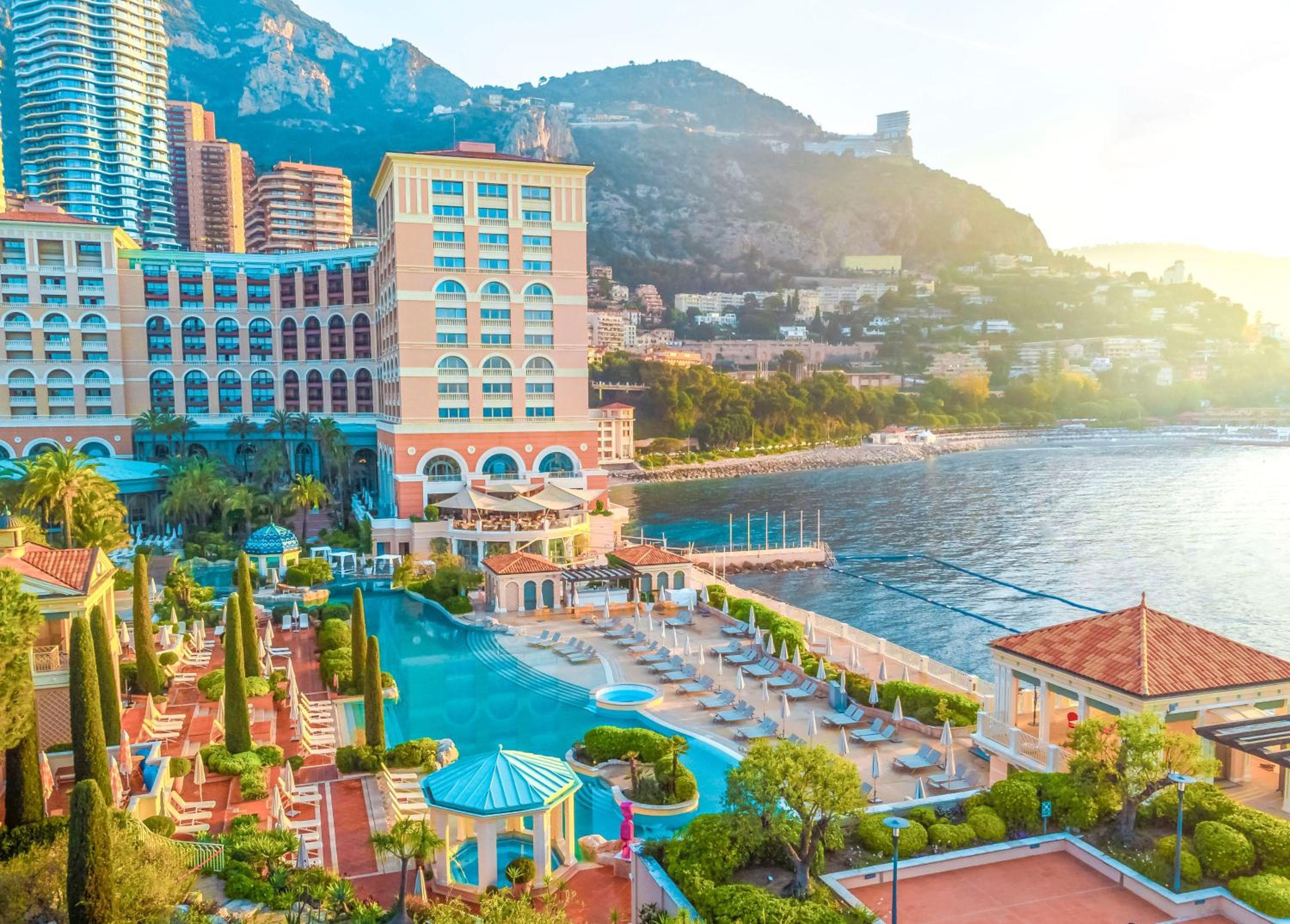 Montecarlo Bay Hotel & Resort — 1