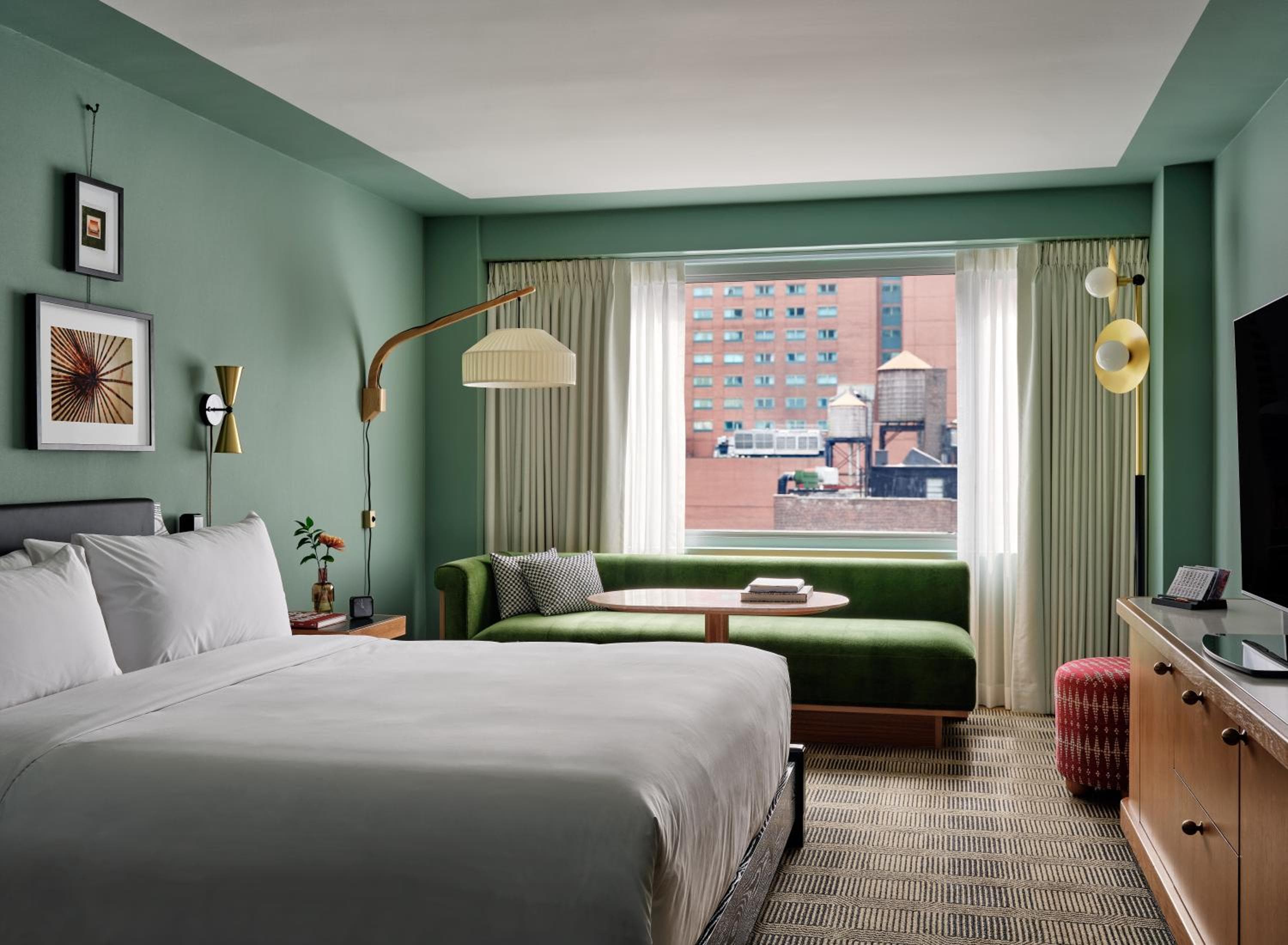 Romer Hell's Kitchen — 10