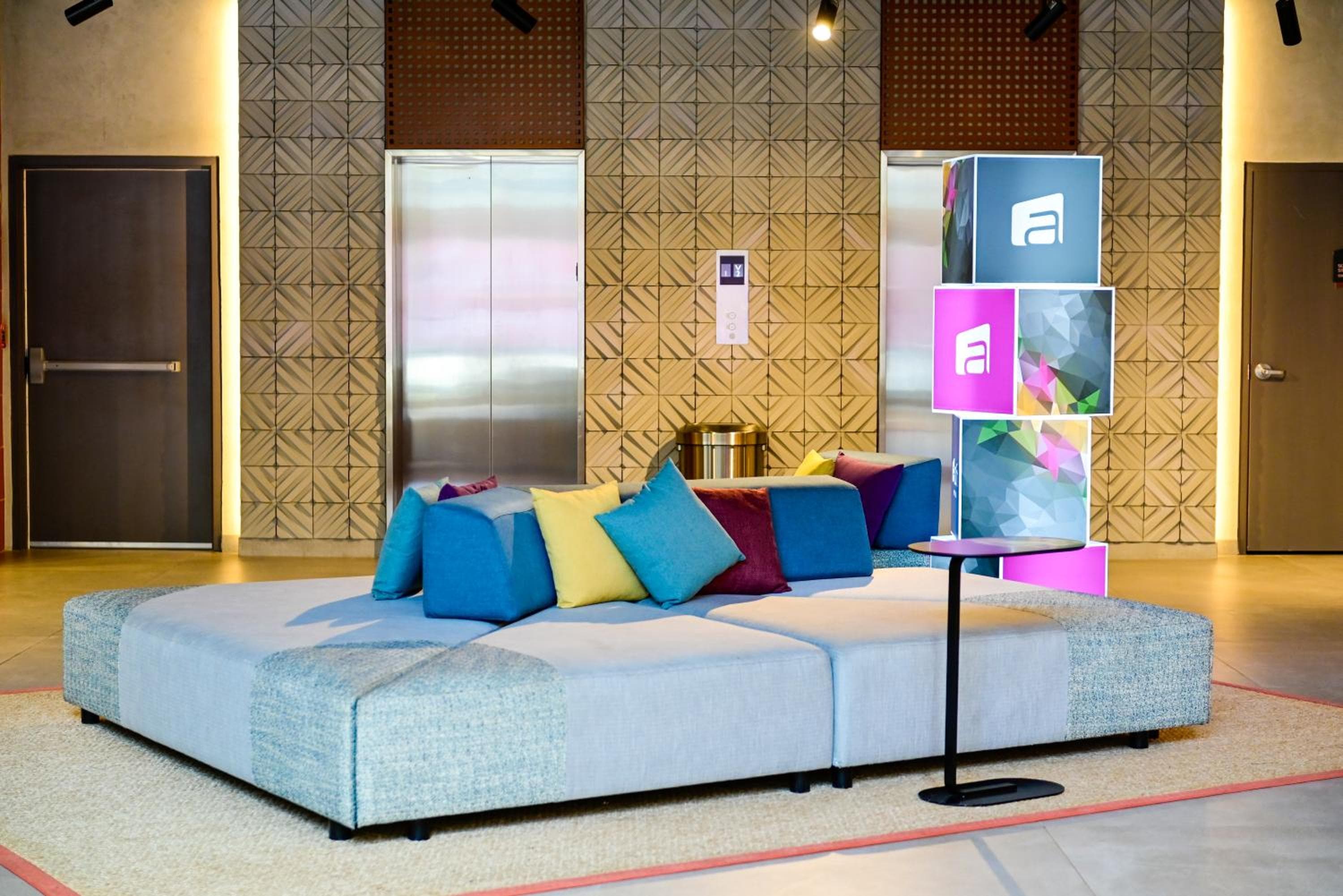 Aloft by Marriott Playa del Carmen — 9