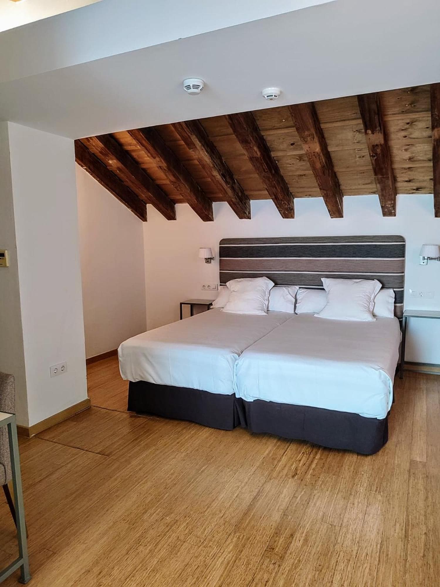 Hotel Simon — 8