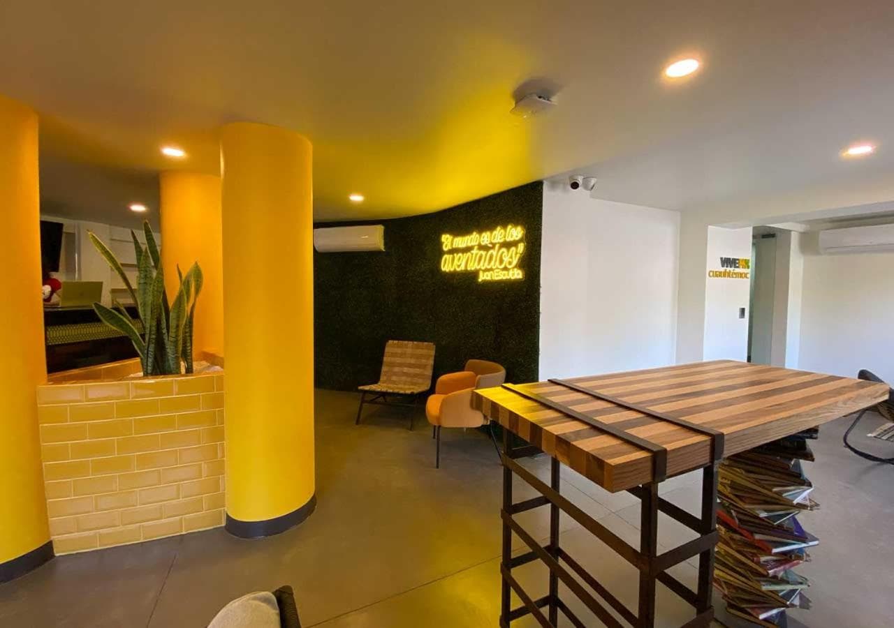 Hotel VIVE MX cuauhtémoc CDMX, Trademark by Wyndham — 8