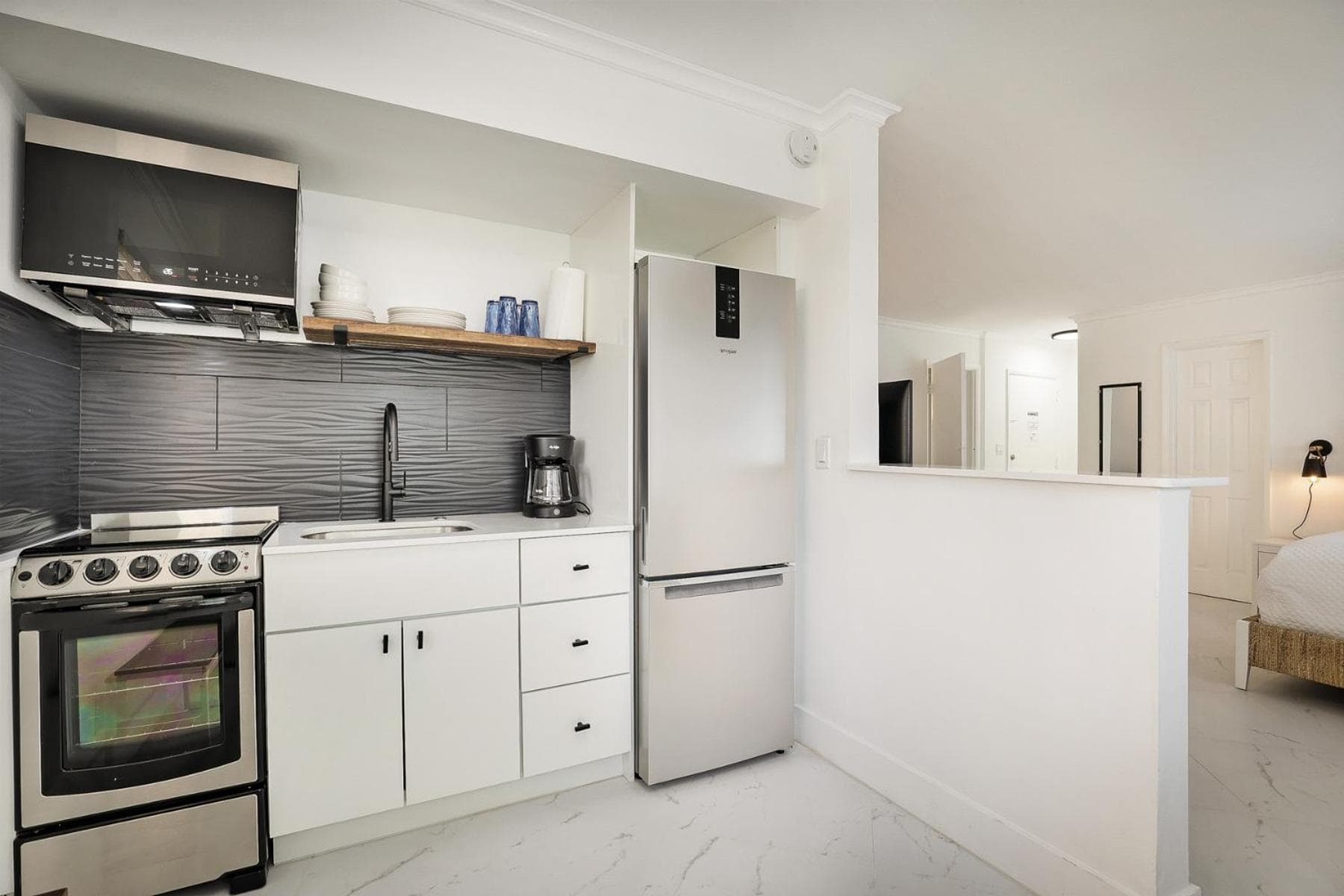 La Mer Suites — 5
