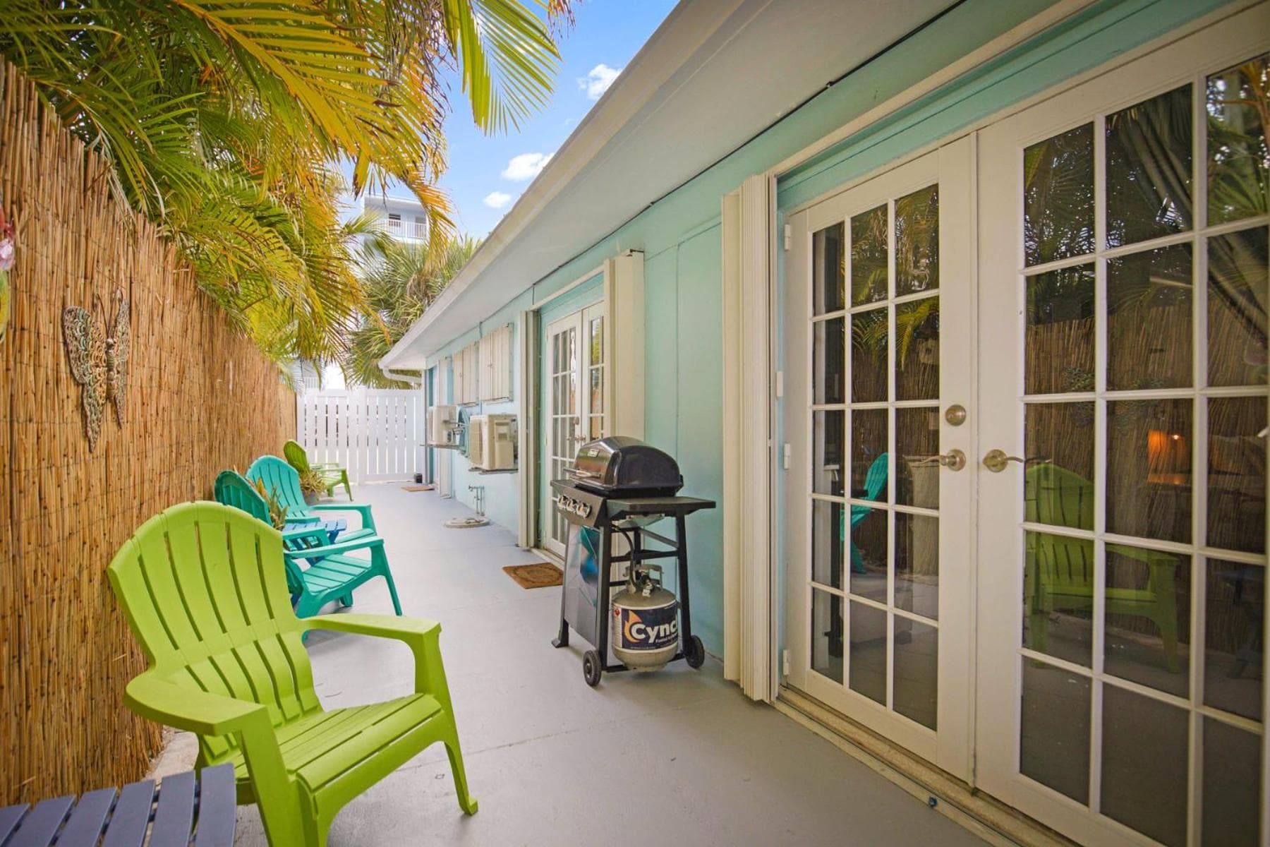 La Mer Suites — 1