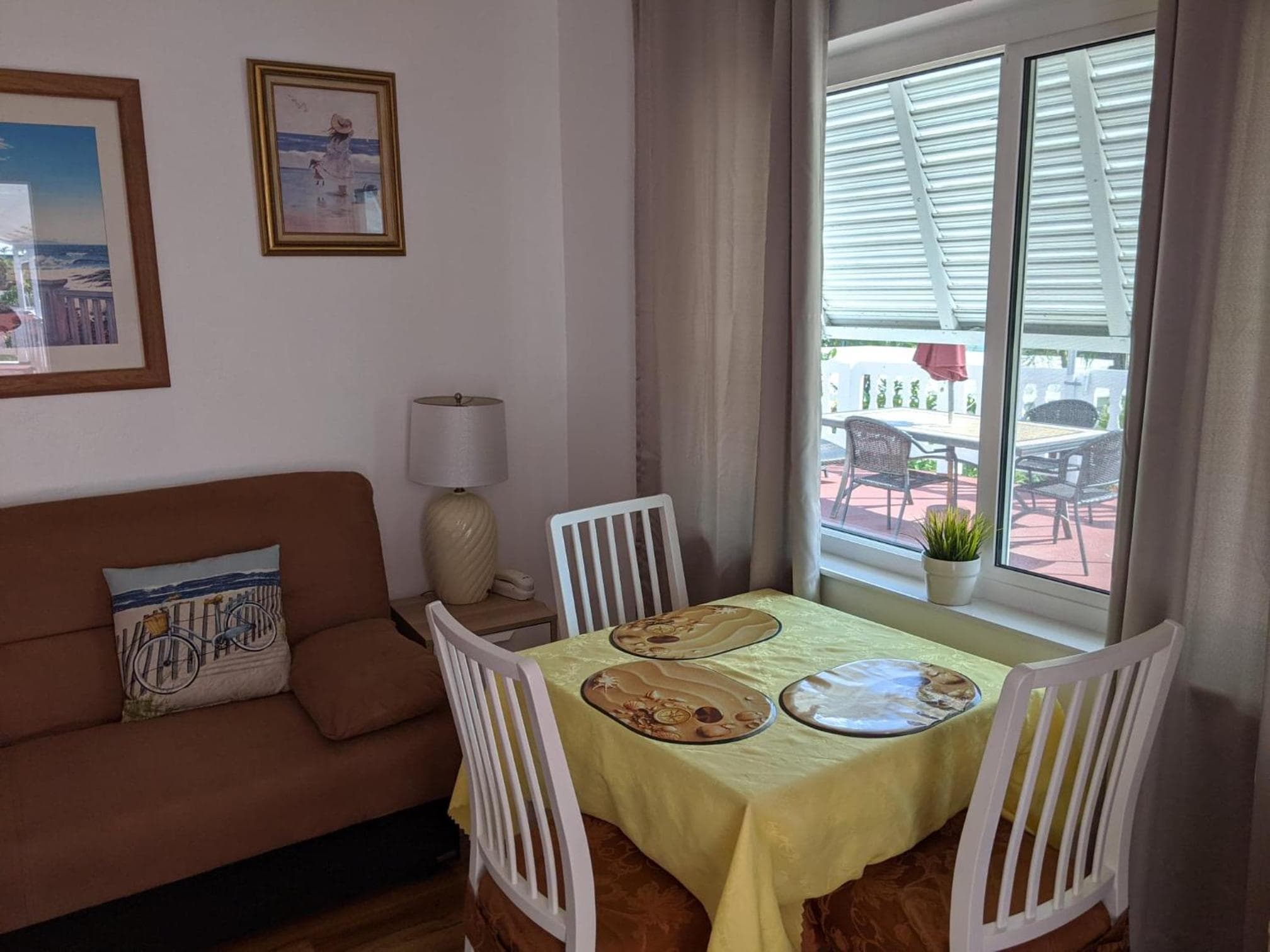 Breakaway Inn Guest House — 7