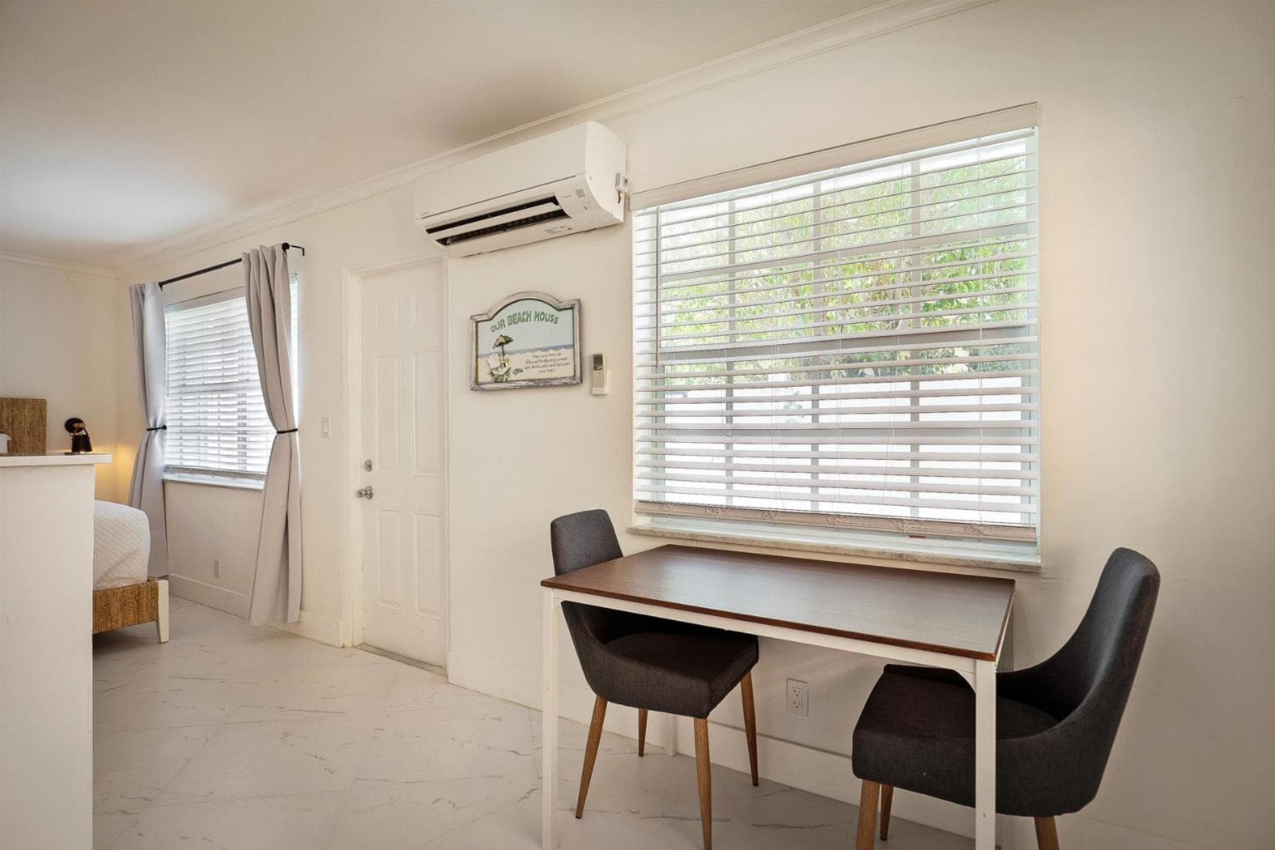 La Mer Suites — 7