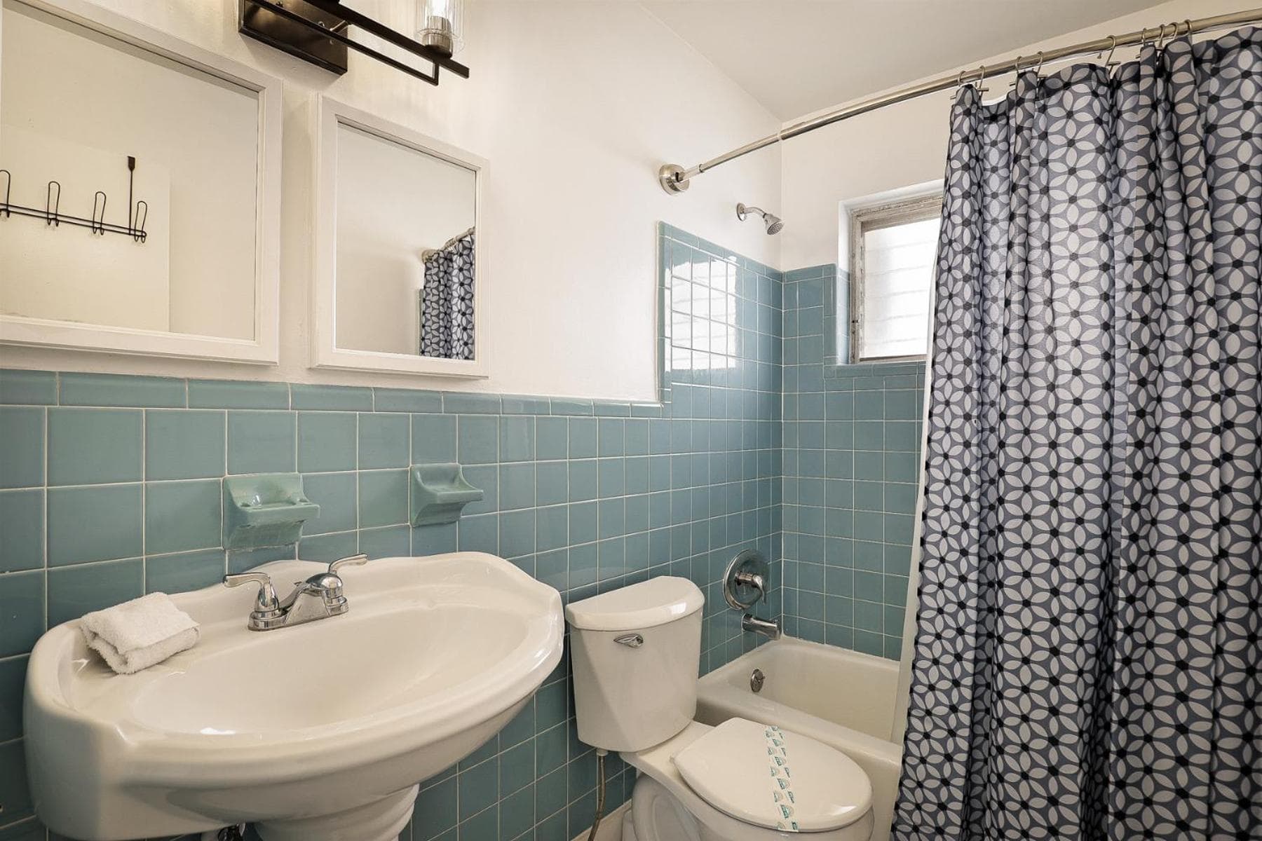 La Mer Suites — 14