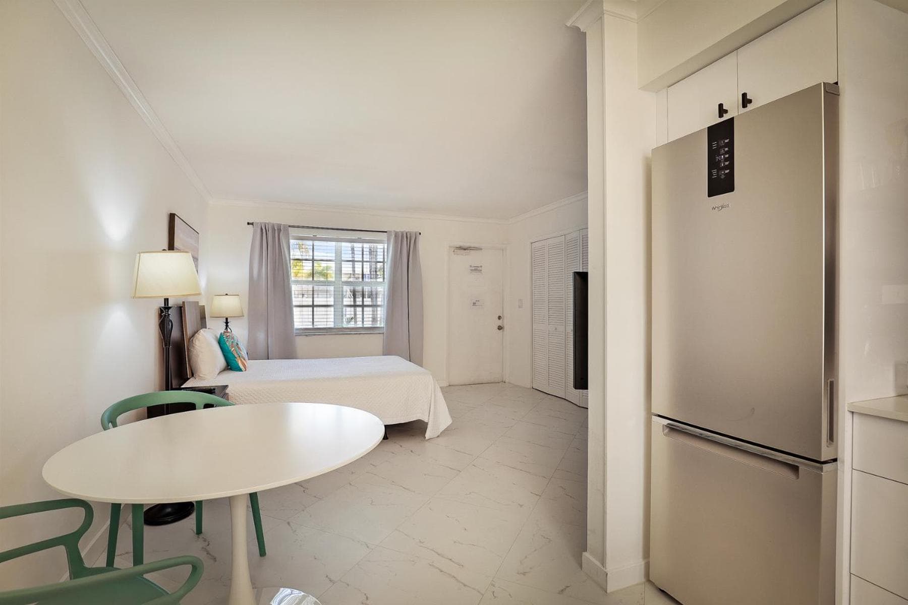La Mer Suites — 26