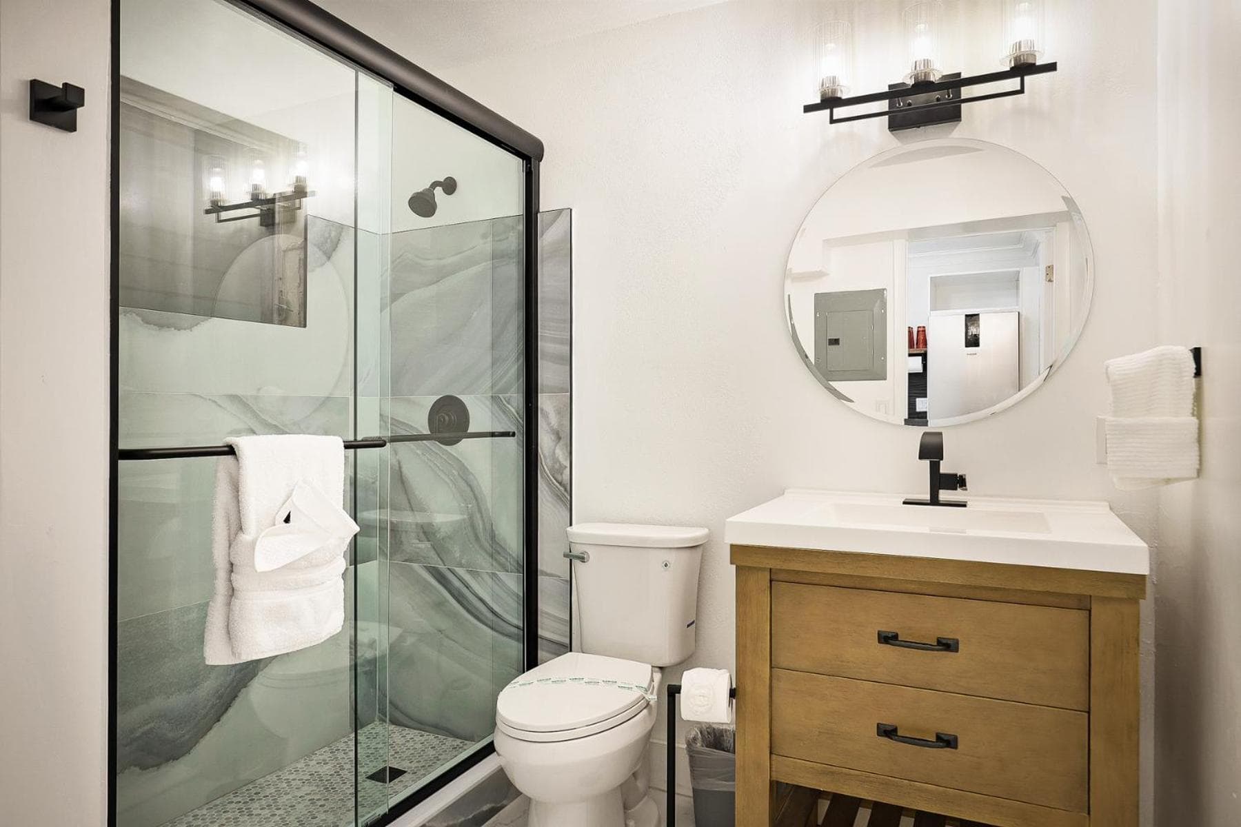 La Mer Suites — 18