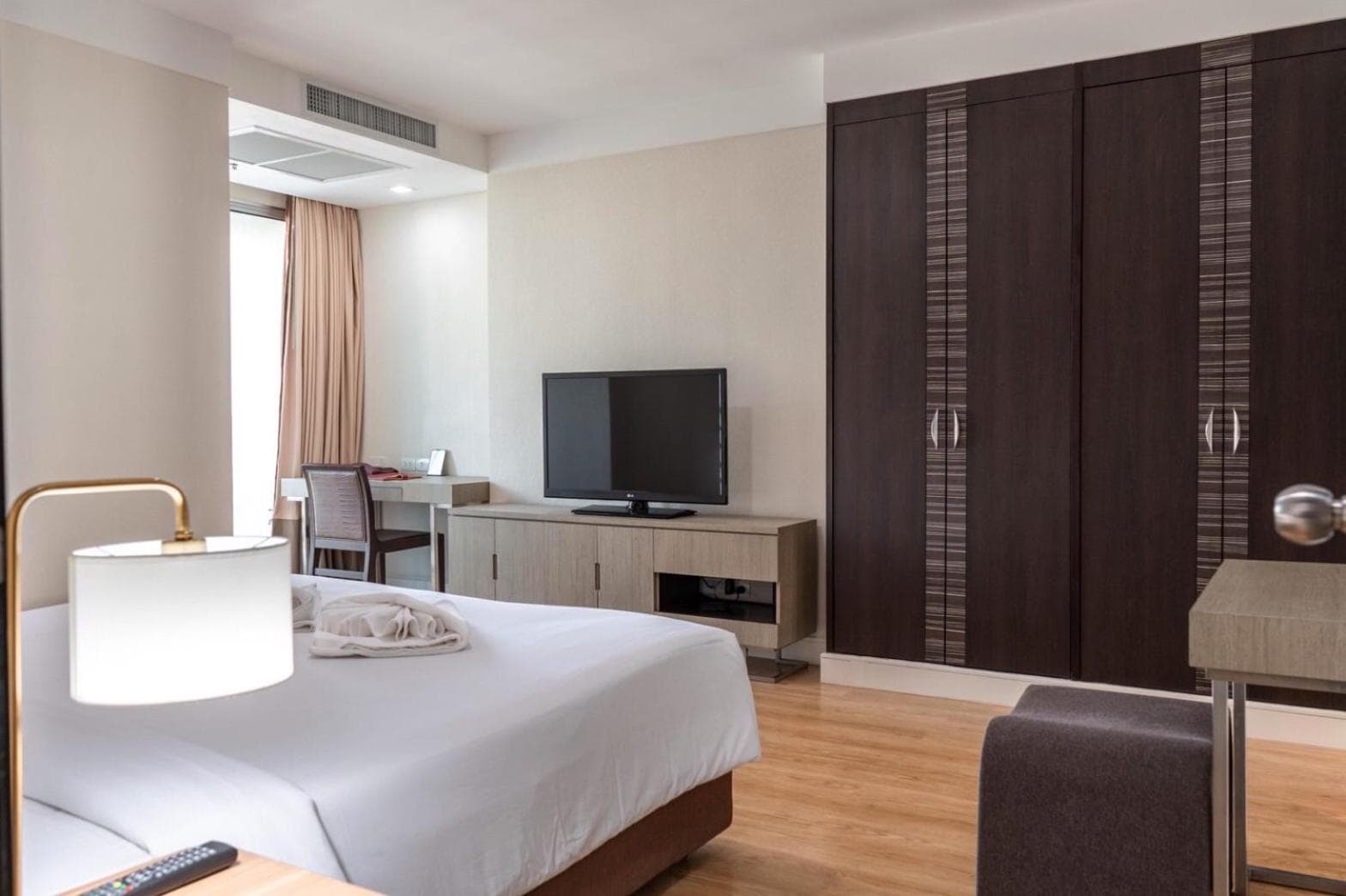 Jasmine Grande Residence Suite Bangkok — 22