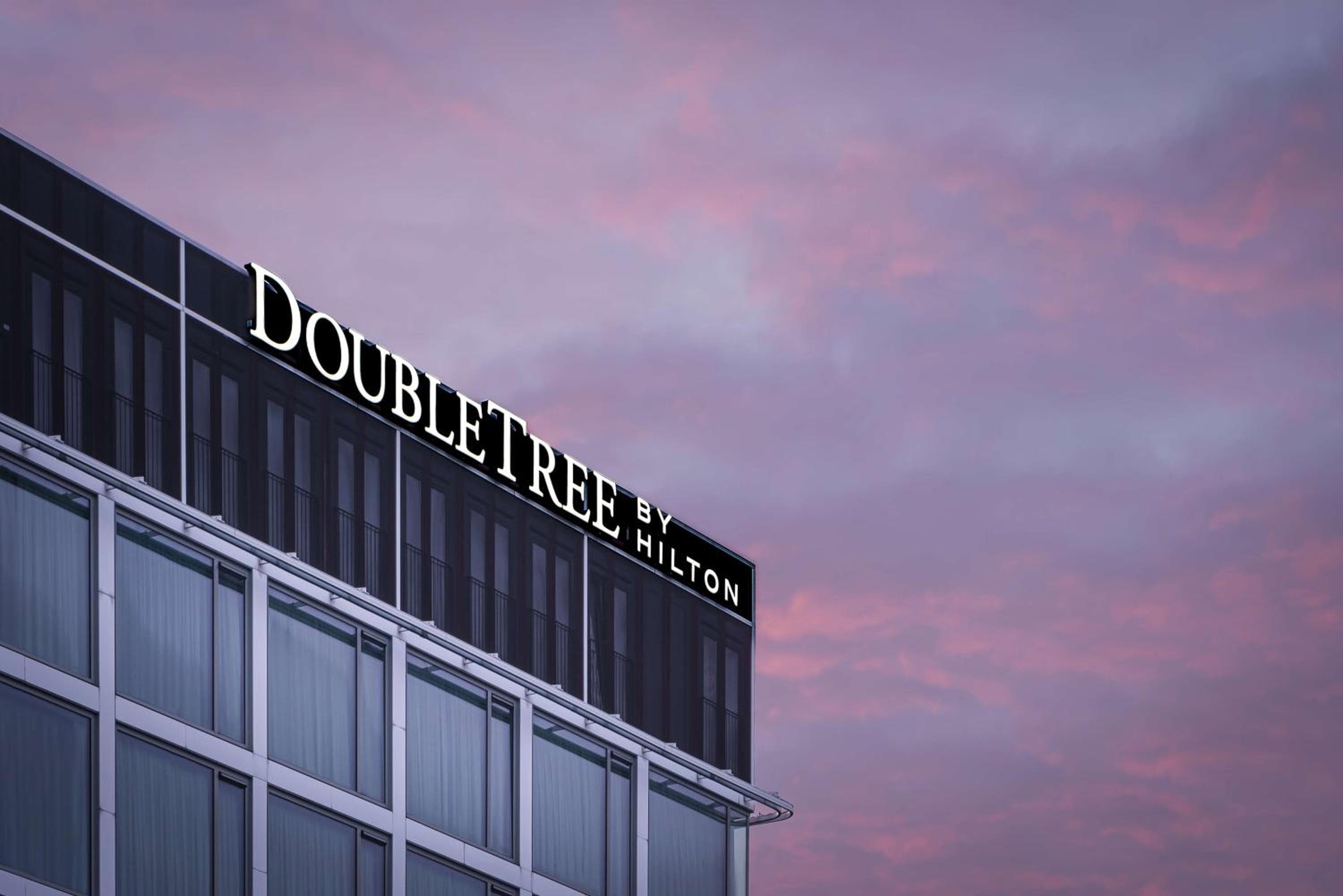 DoubleTree by Hilton Amsterdam - NDSM Wharf — 8