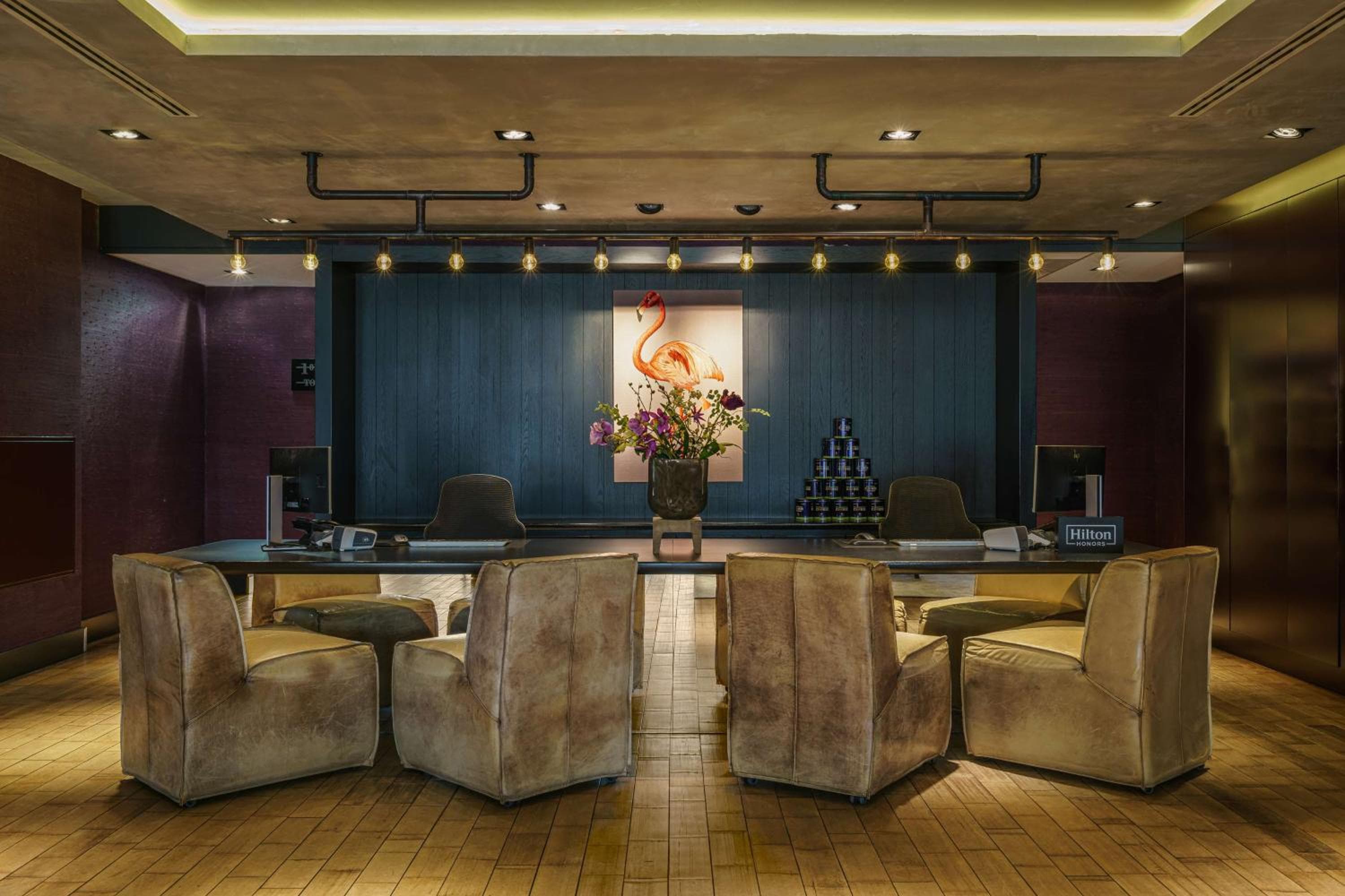 DoubleTree by Hilton Amsterdam - NDSM Wharf — 2