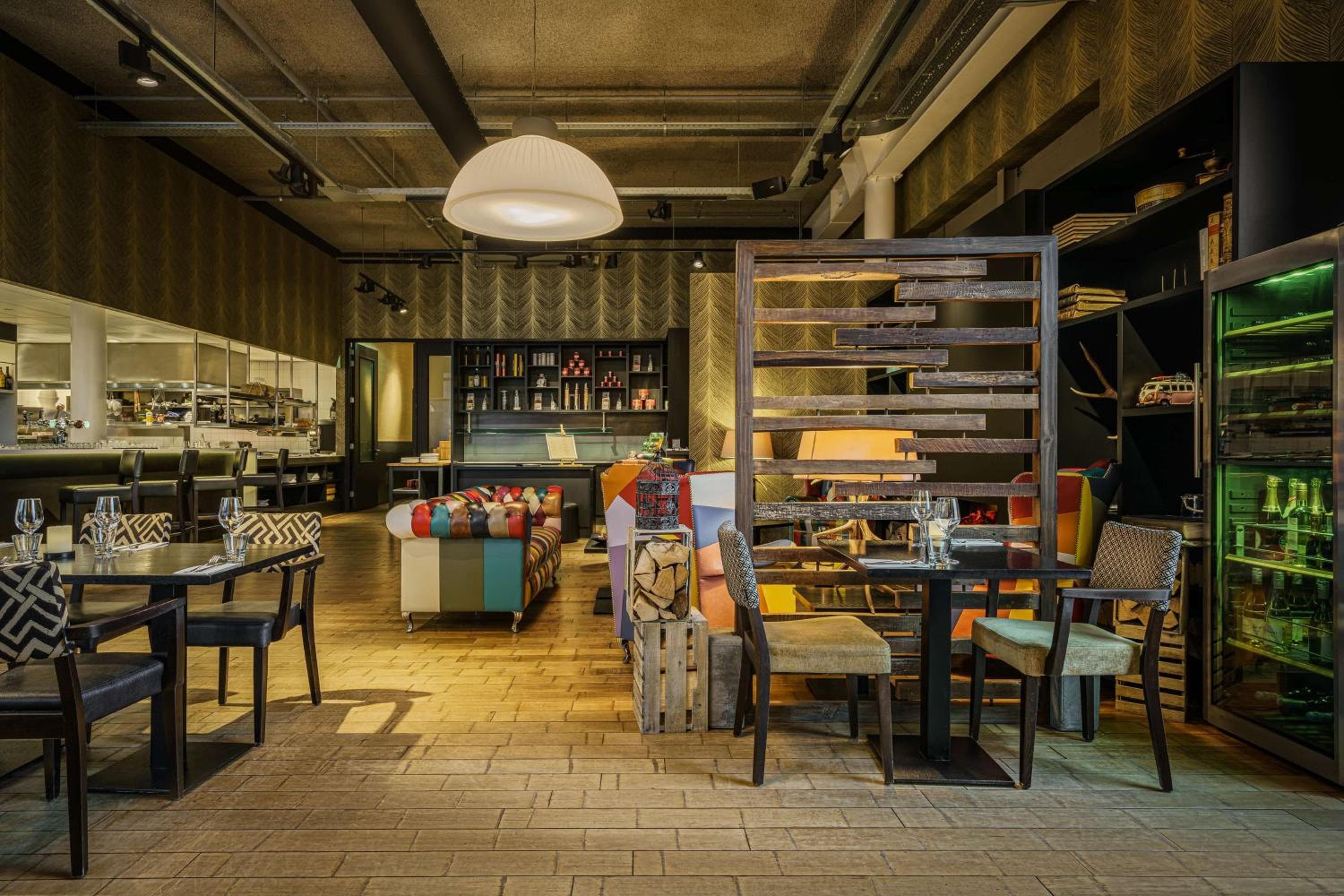 DoubleTree by Hilton Amsterdam - NDSM Wharf — 21