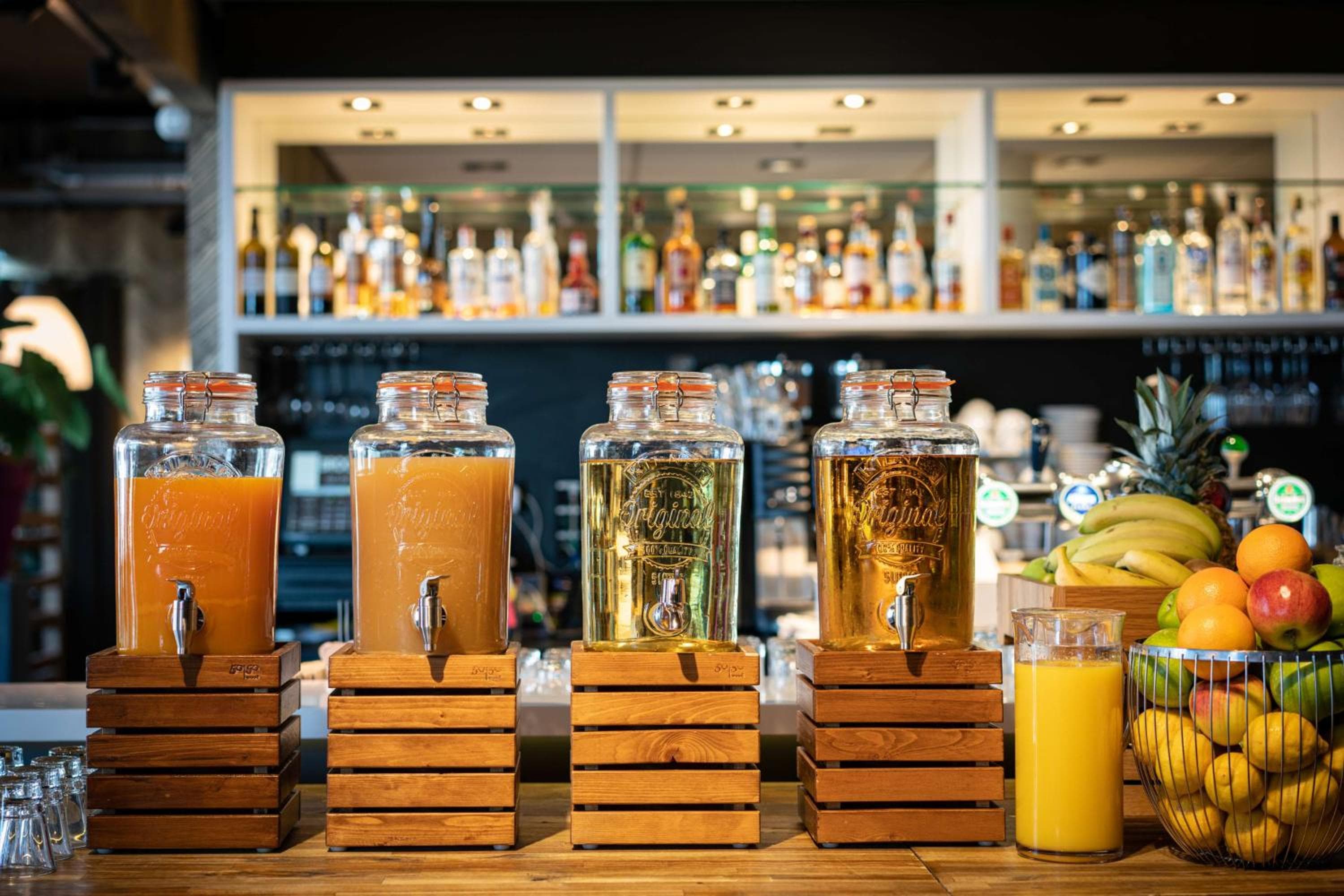 DoubleTree by Hilton Amsterdam - NDSM Wharf — 21