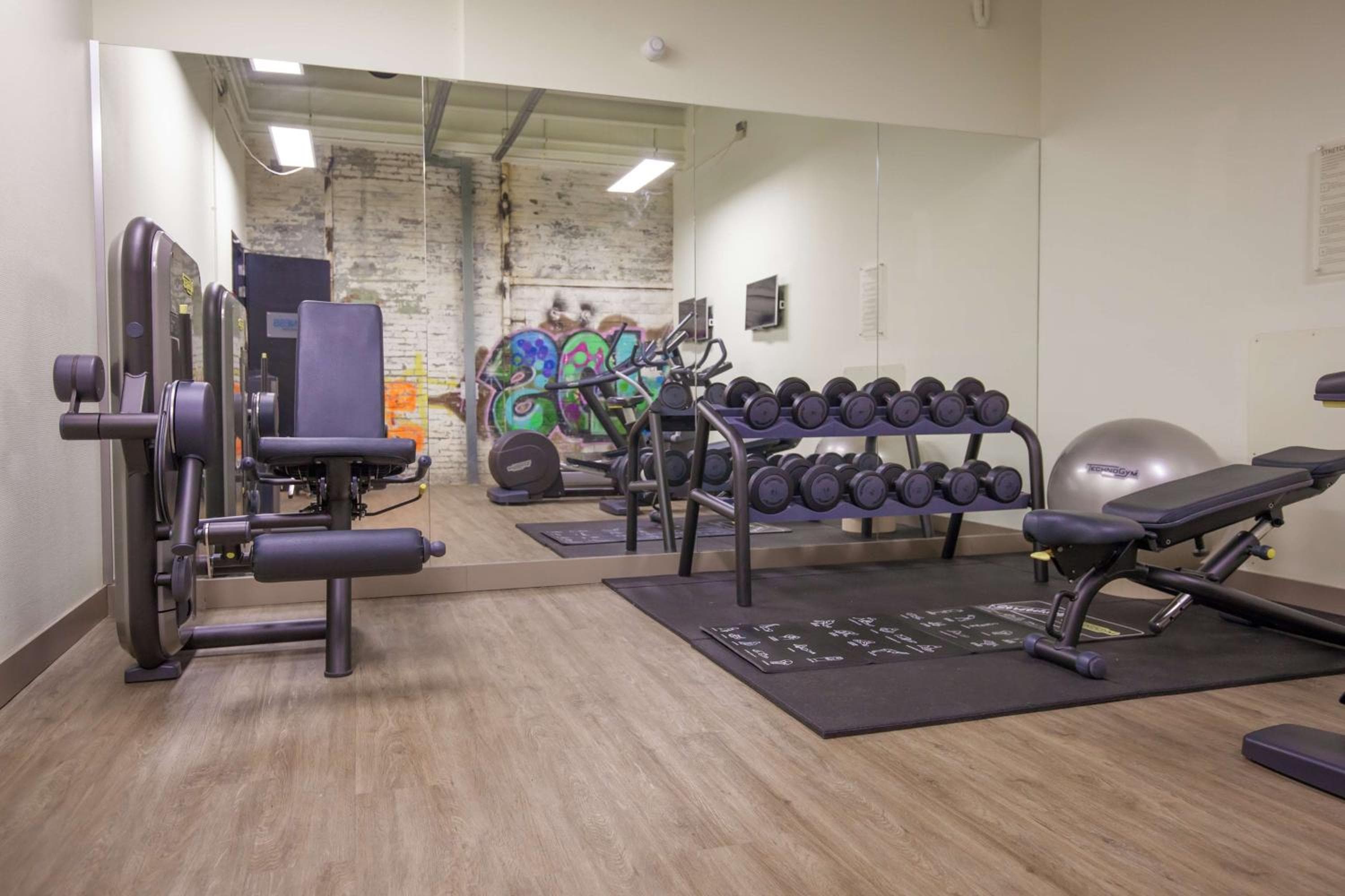 DoubleTree by Hilton Amsterdam - NDSM Wharf — 15