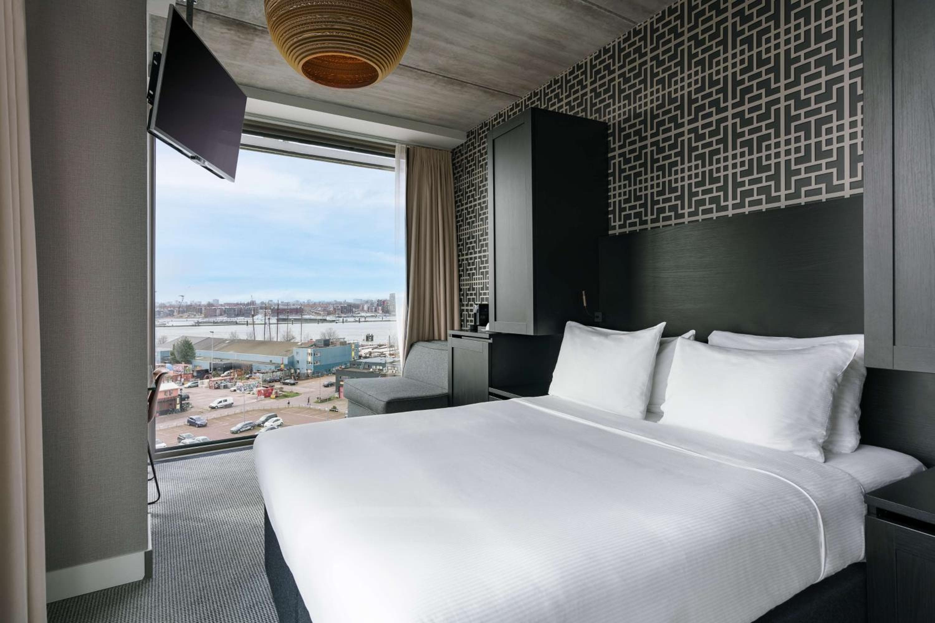DoubleTree by Hilton Amsterdam - NDSM Wharf — 3